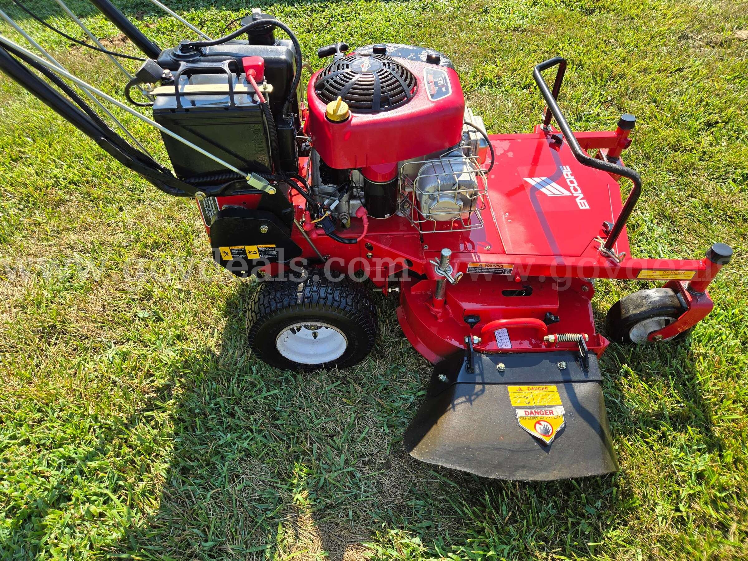 Encore EW32X Commercial Walk Behind Lawn Mower Encore EW32X Government Surplus Auction - Photo #3