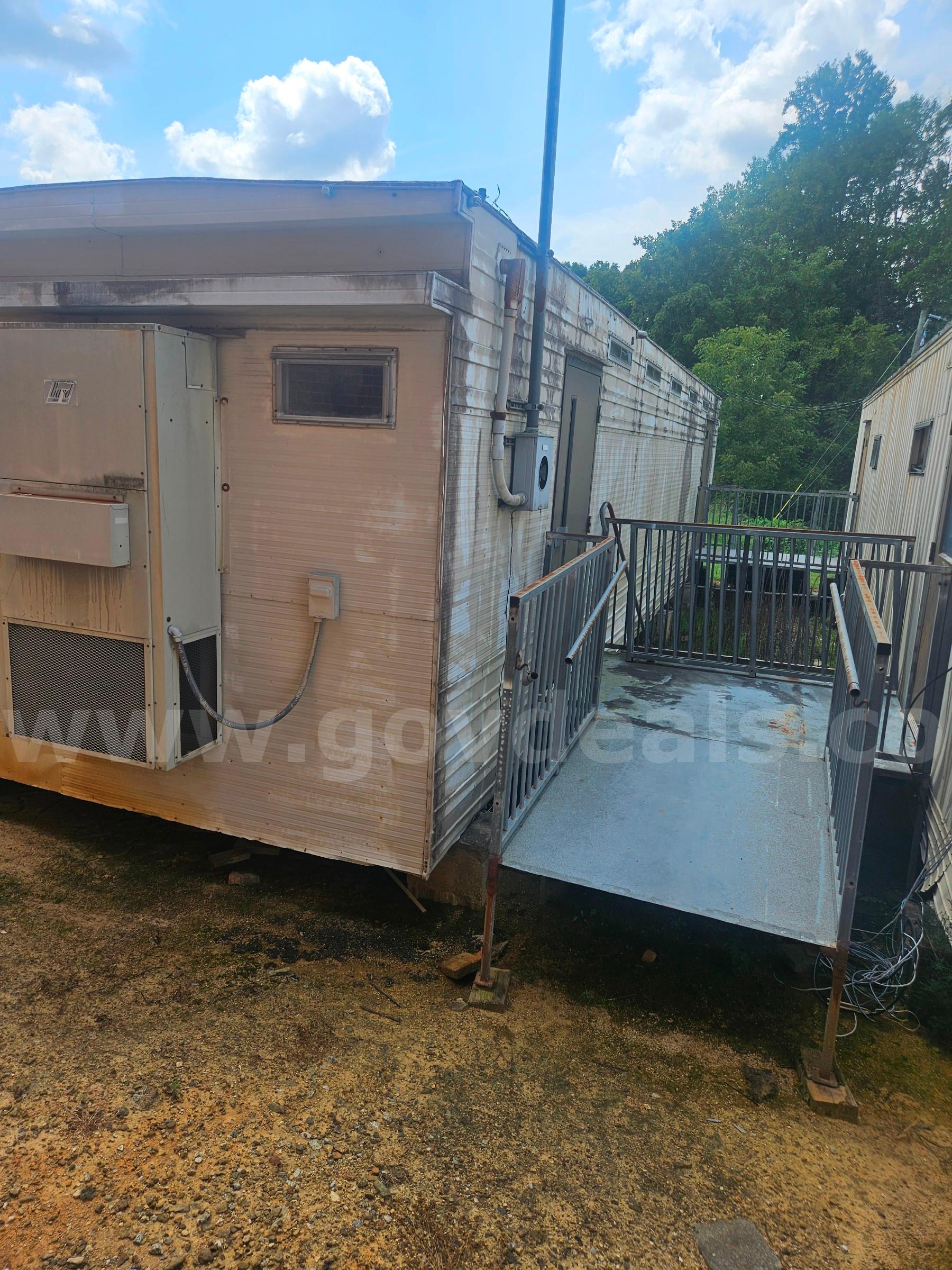 2000, 12X42 Mobile Classroom   Government Surplus Auction - Photo #4