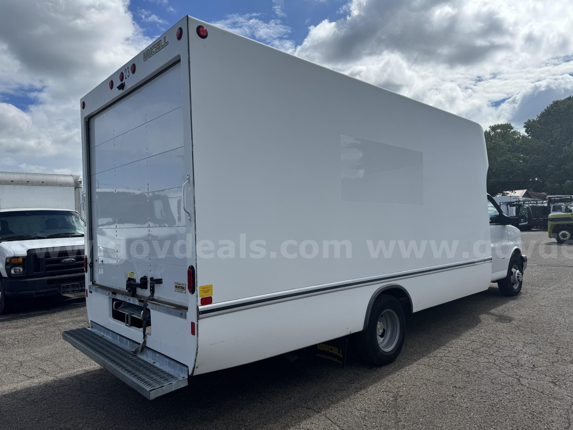 2023 Chevrolet Express Chevrolet Express Government Surplus Auction - Photo #3