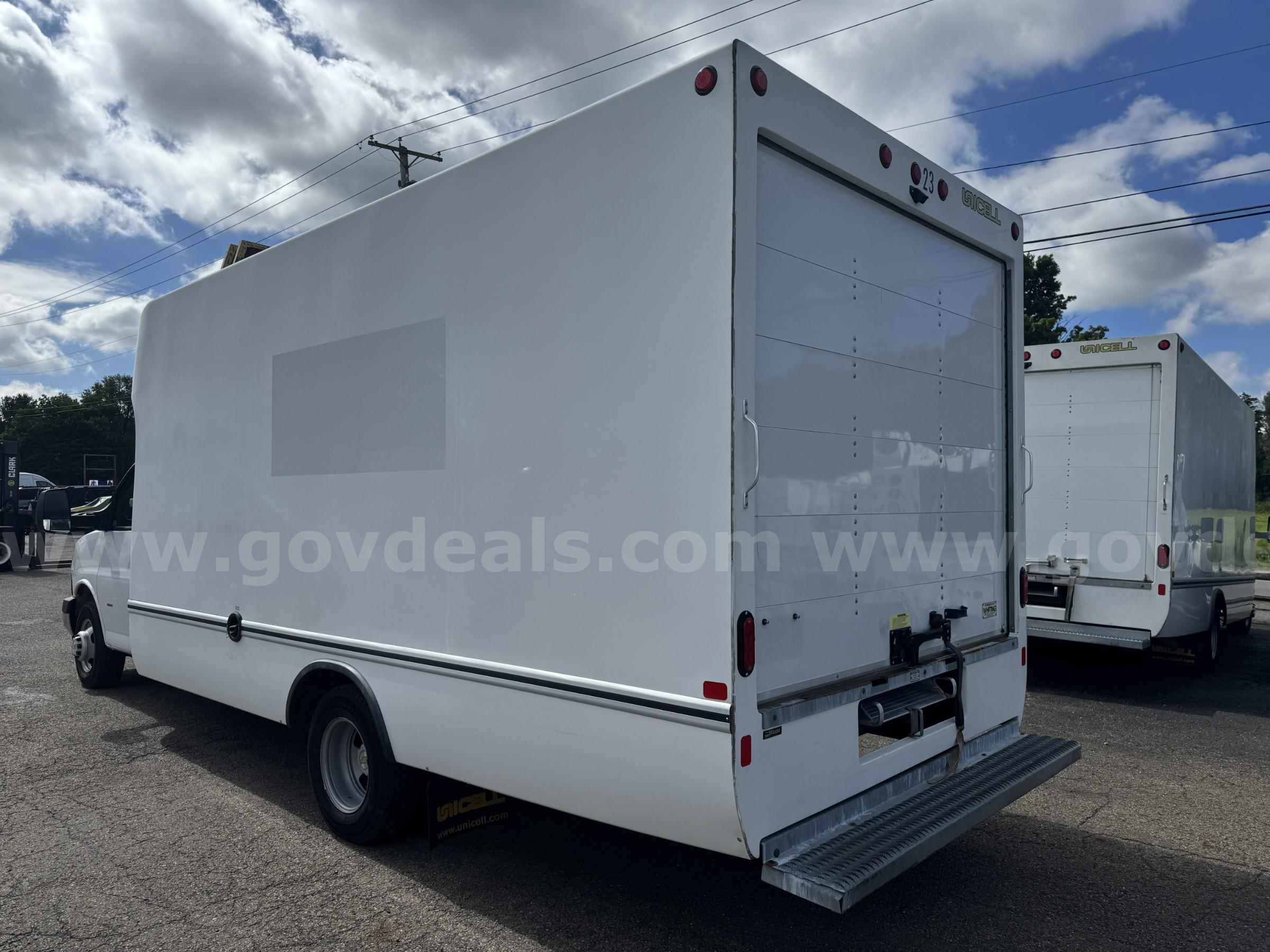 2023 Chevrolet Express Chevrolet Express Government Surplus Auction - Photo #4