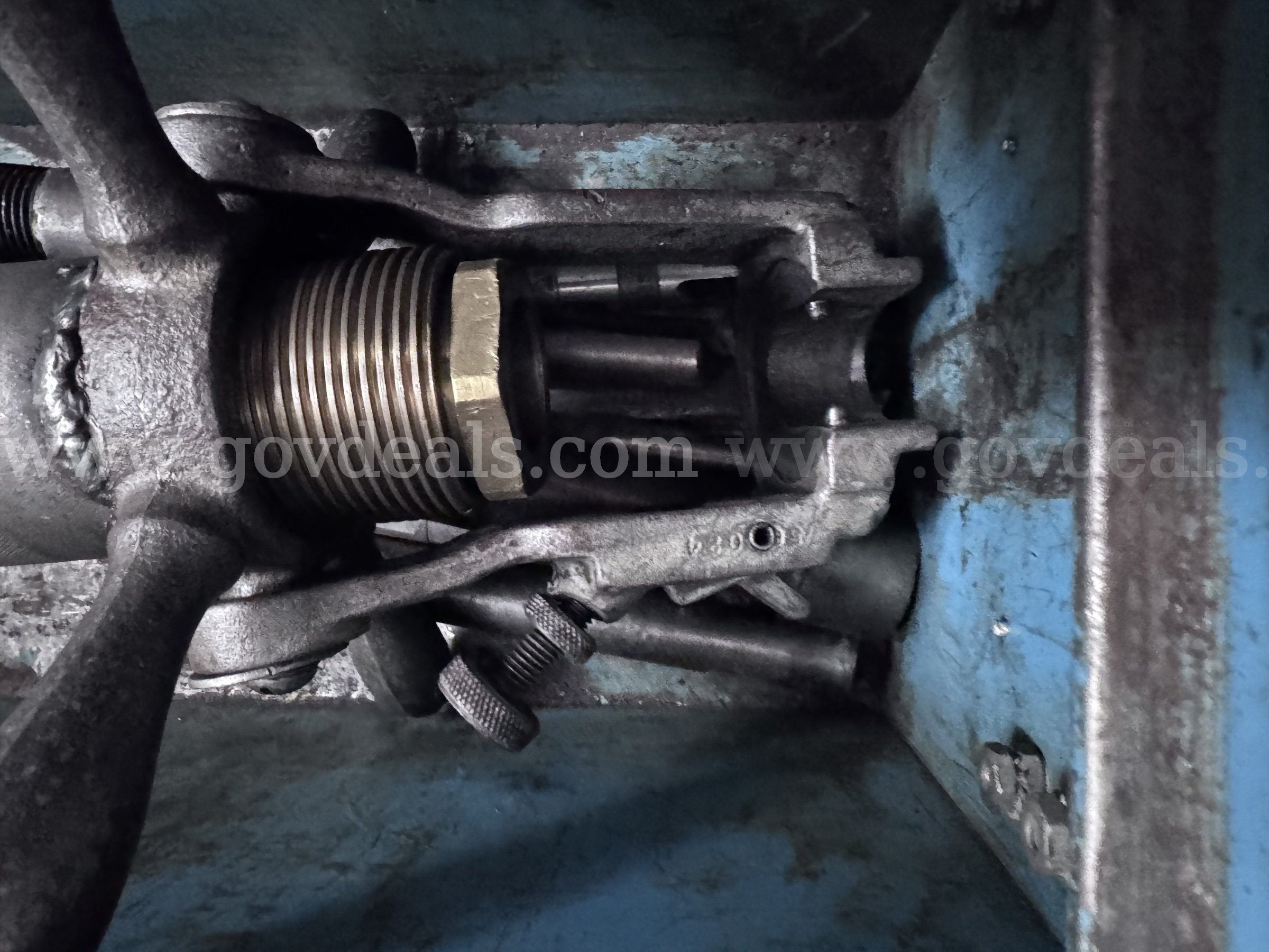 Mueller D-5 Pipe Tapping tool Mueller 01 Government Surplus Auction - Photo #3