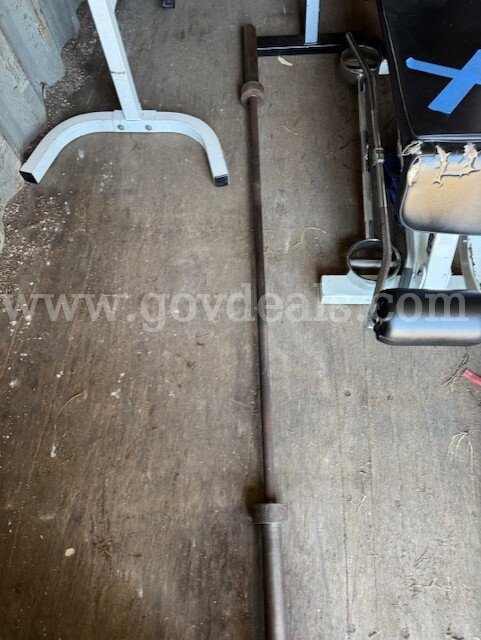 Weight Equipment Lot   Government Surplus Auction - Photo #4