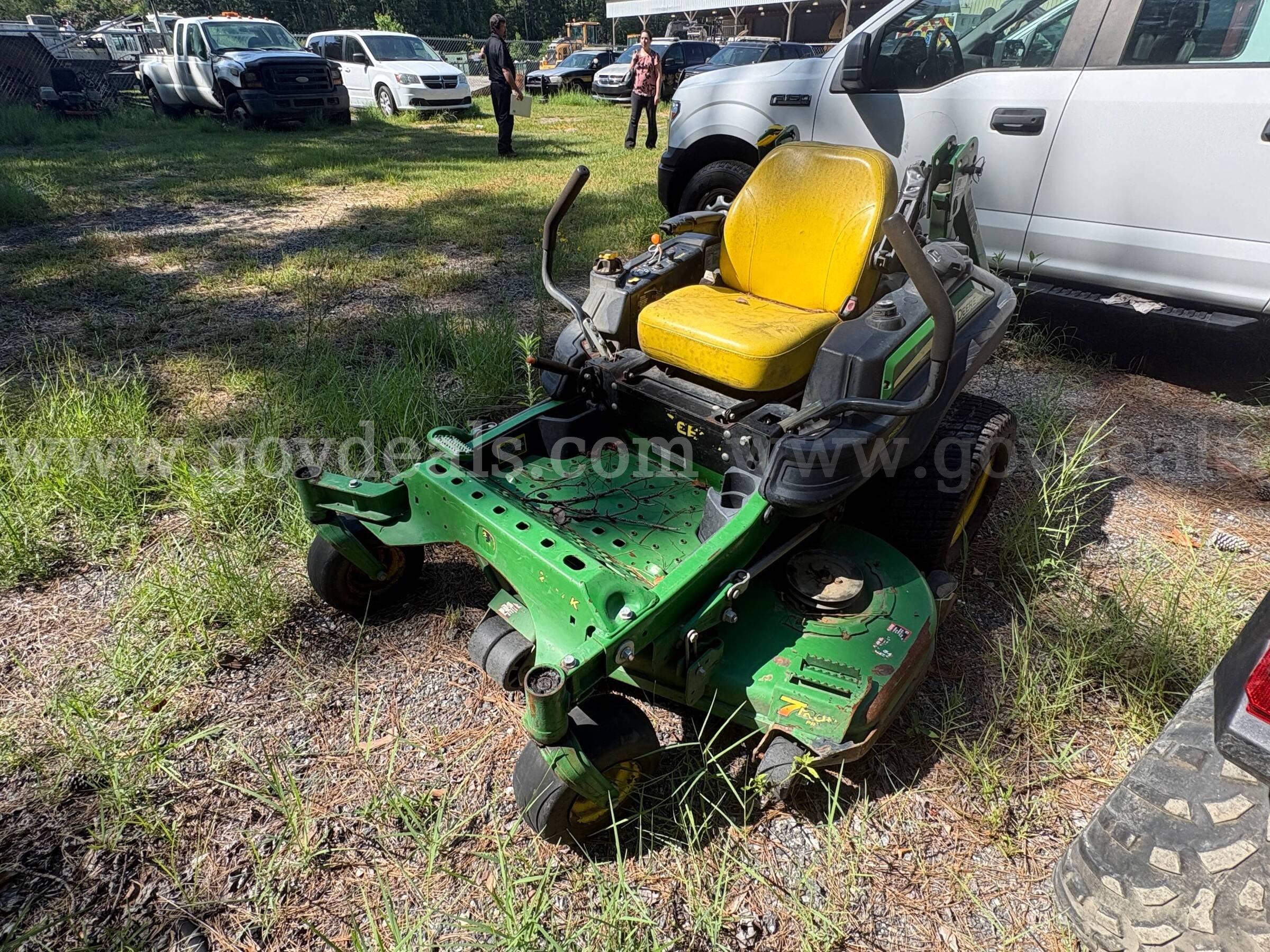 John Deere Z950M ZTRAK Mower John Deere Z950M Government Surplus Auction - Photo #3