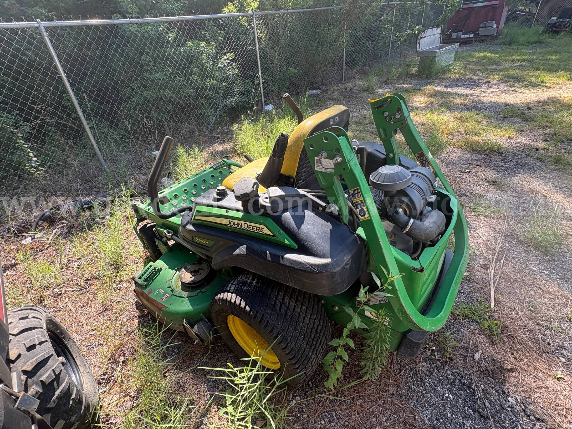 John Deere Z950M ZTRAK Mower John Deere Z950M Government Surplus Auction - Photo #5