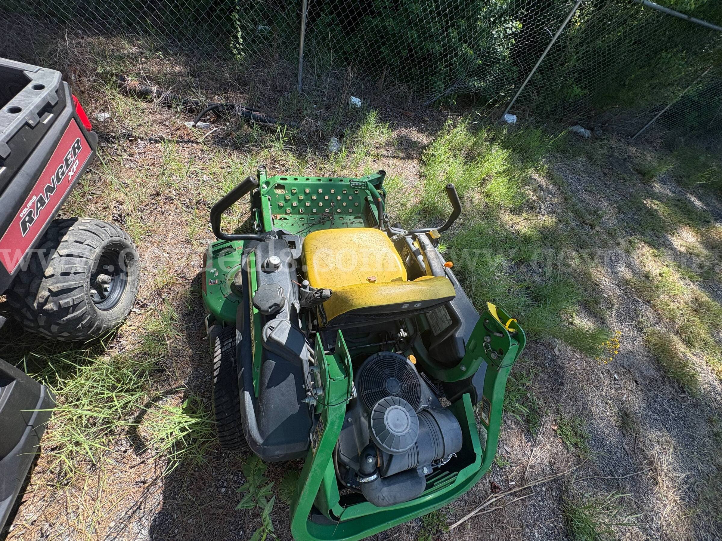 John Deere Z950M ZTRAK Mower John Deere Z950M Government Surplus Auction - Photo #6