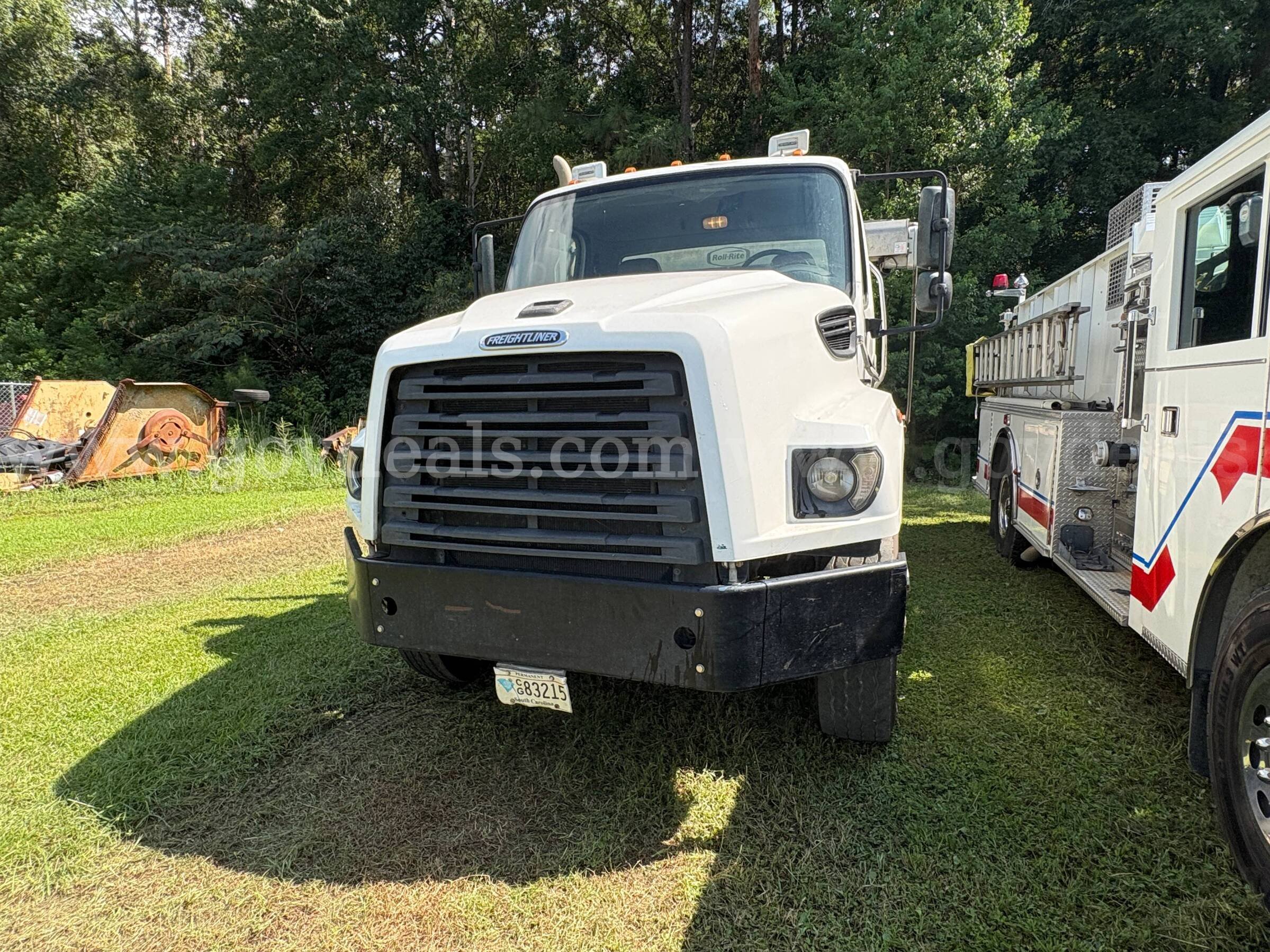 2020 Freightliner 114 SD Roll-Off Truck Freightliner 114 Government Surplus Auction - Photo #6