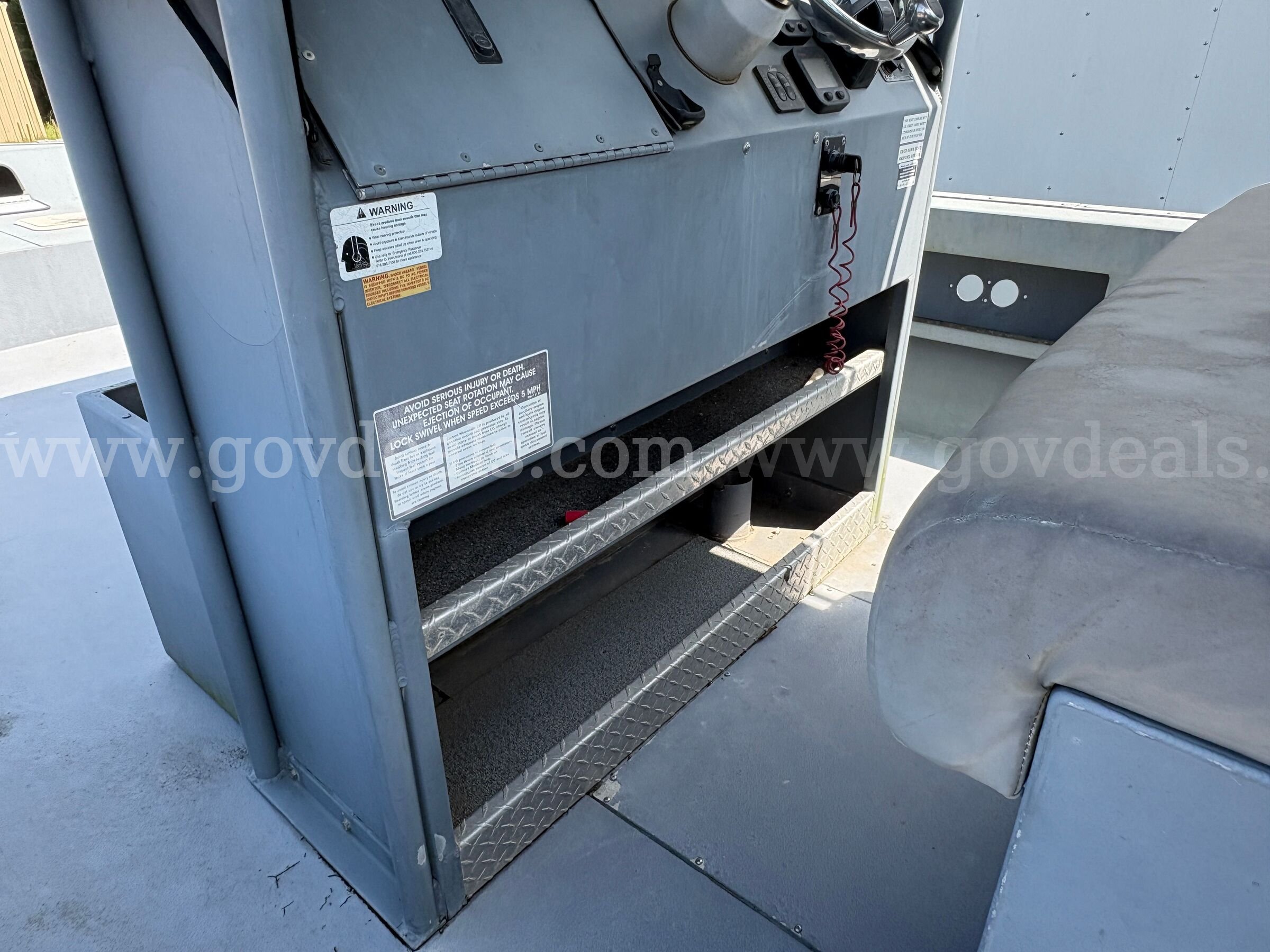 2012 River Hawk Boats XX Ft Center Console Aluminum Boat with Yamaha 250hp Outboard