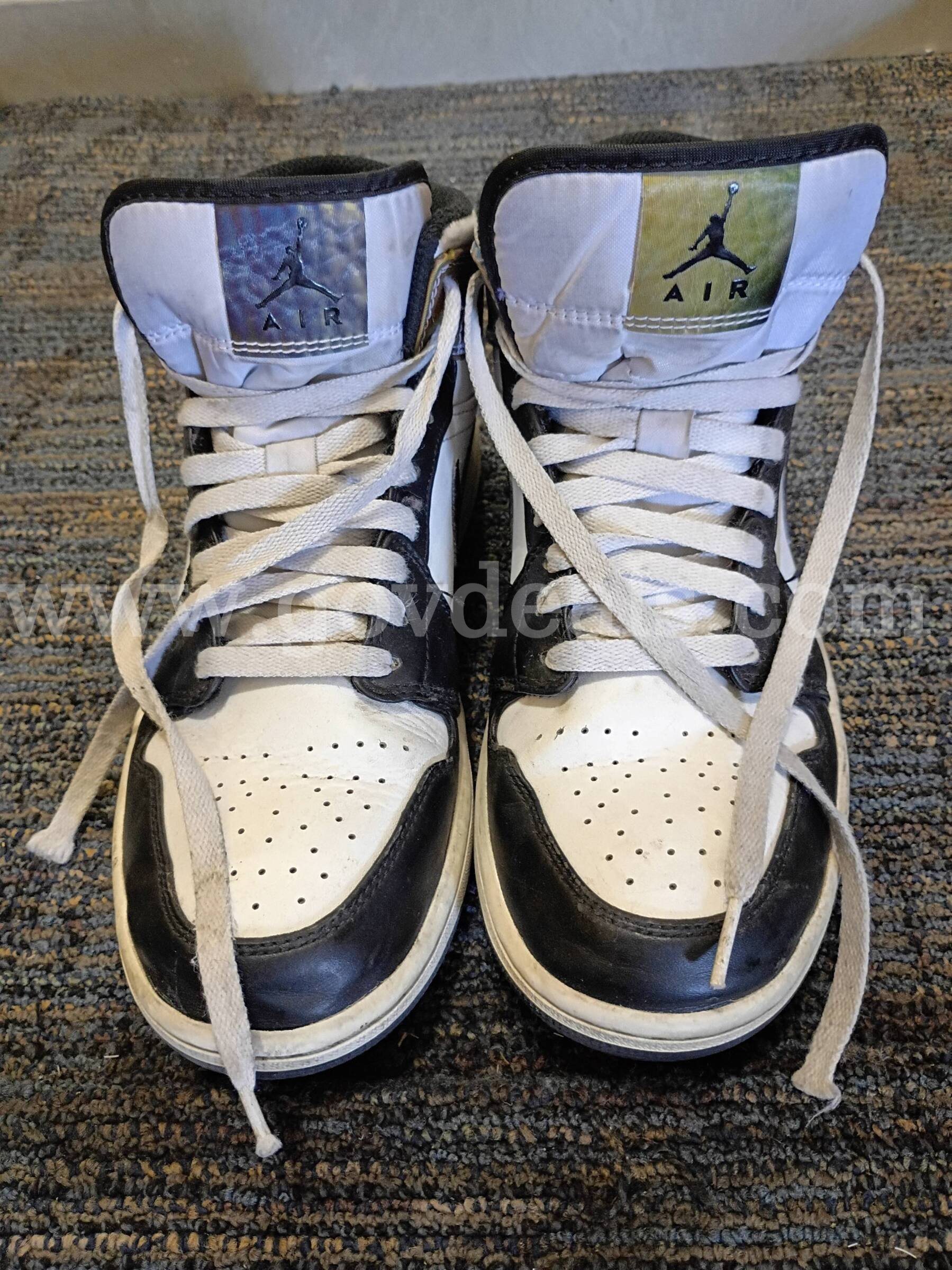 Heat Reactive Air Jordan (Size 8)   Government Surplus Auction - Photo #3