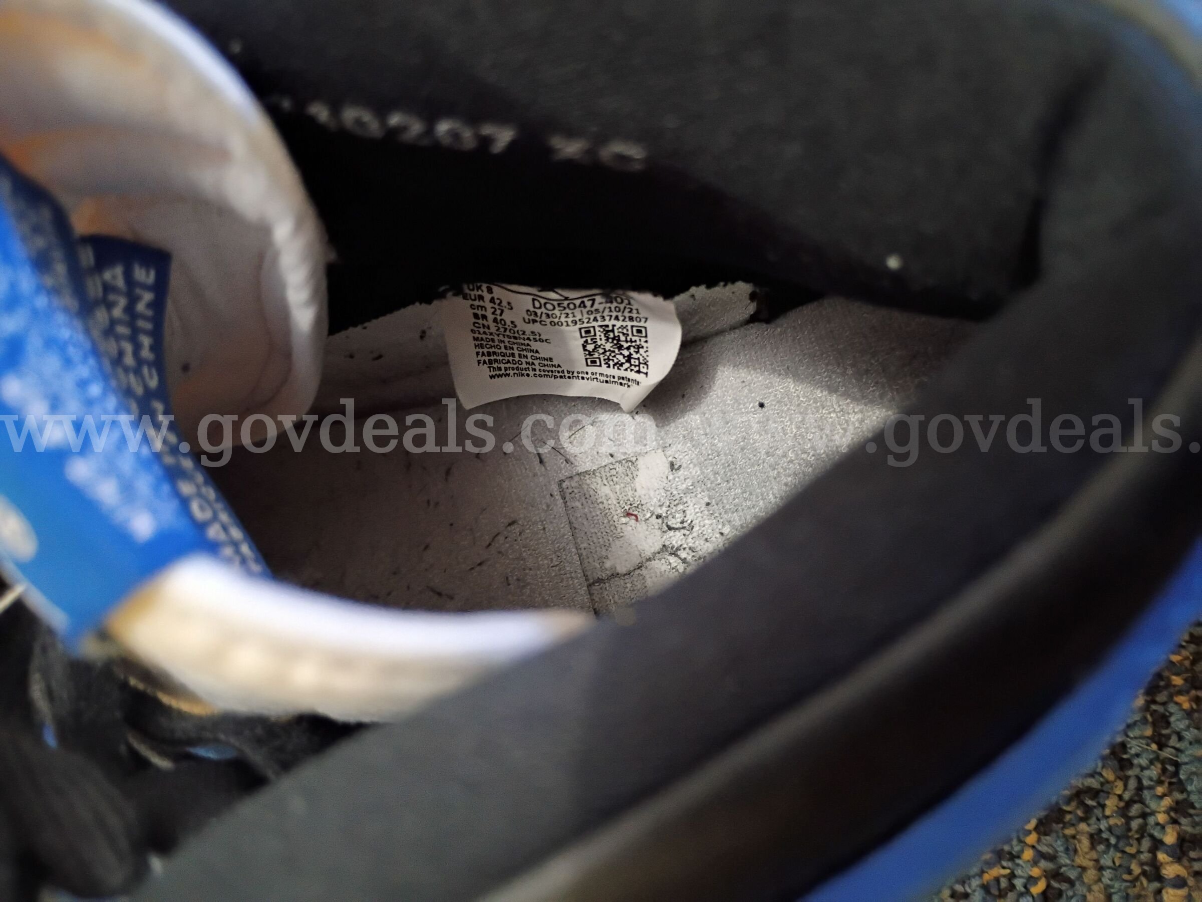 Air Jordan (Storm Blue) Size 9 (Lightly Used)   Government Surplus Auction - Photo #3