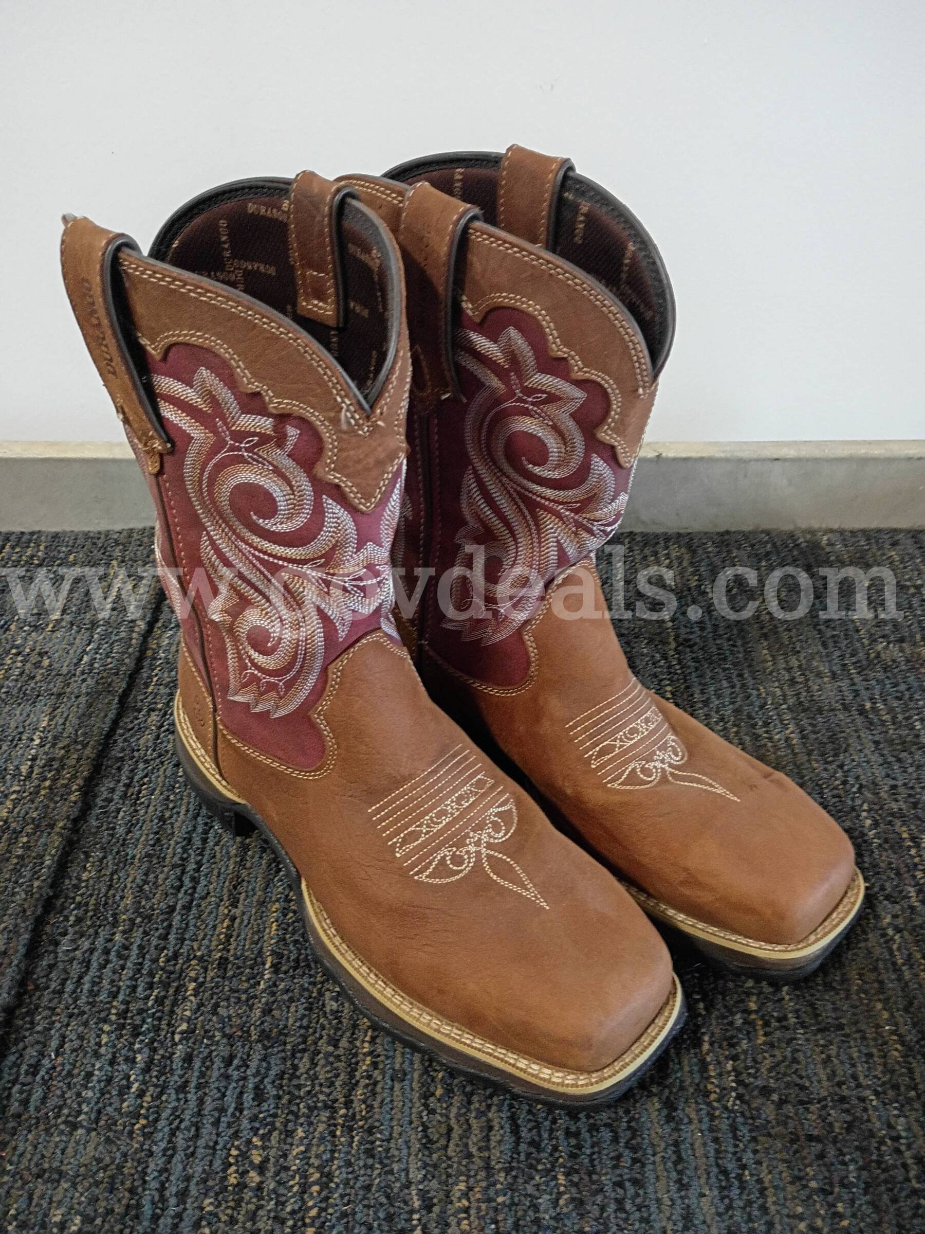 Women's (Barely Worn) Size 9M Boots
