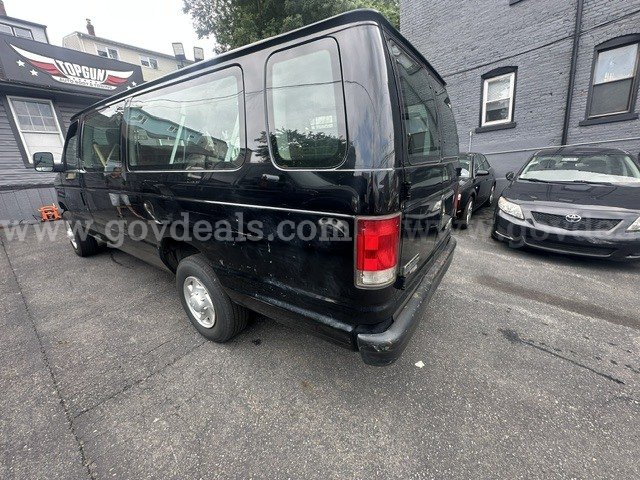 2012 Ford Econoline E-350 XLT Super Duty Extended Ford E-350 Government Surplus Auction - Photo #4