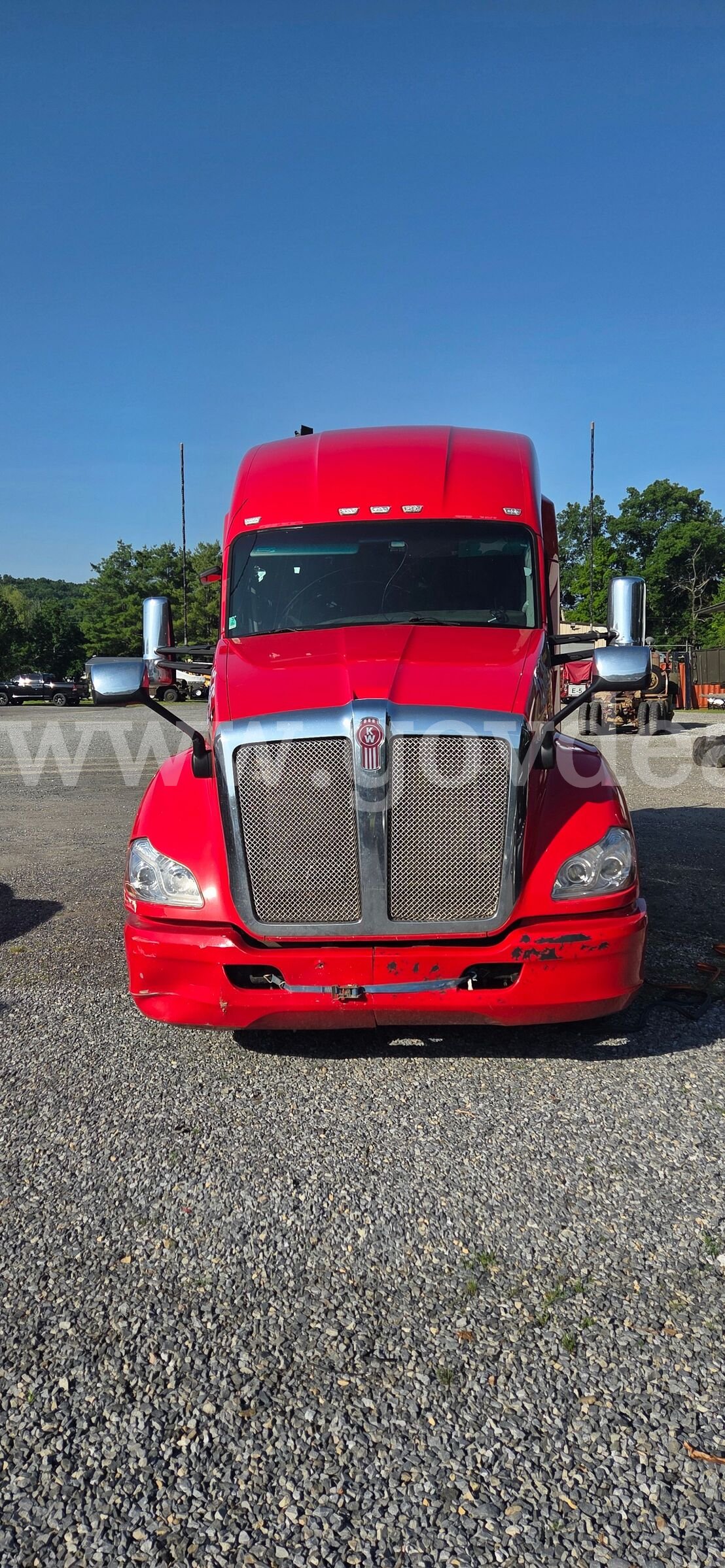 KENWORTH SEMI T680 KENWORTH T680 Government Surplus Auction - Photo #2