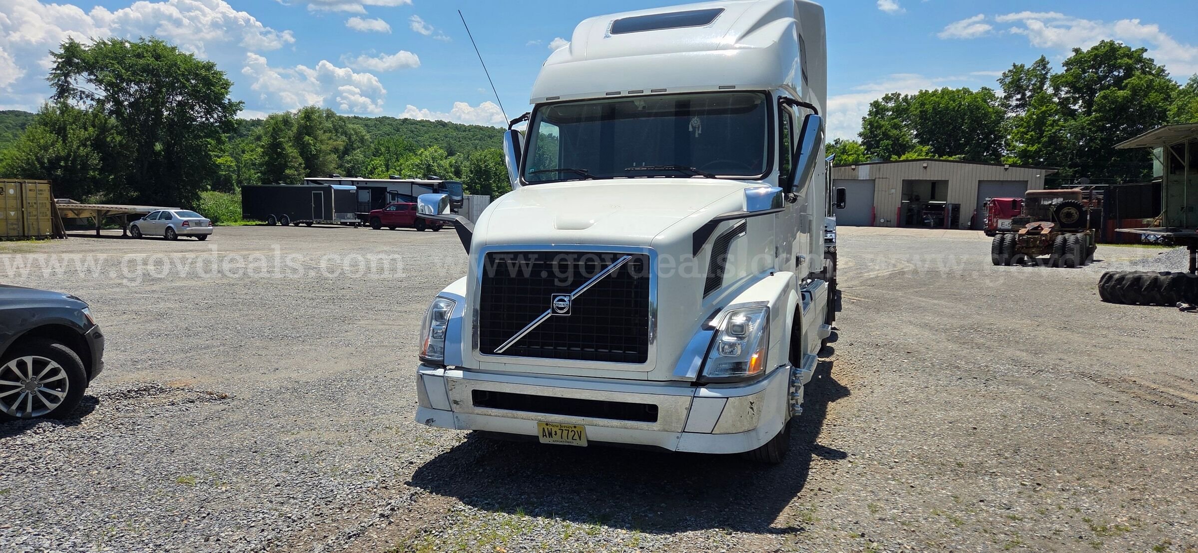 2013 Volvo VNL Volvo VNL Government Surplus Auction - Photo #5