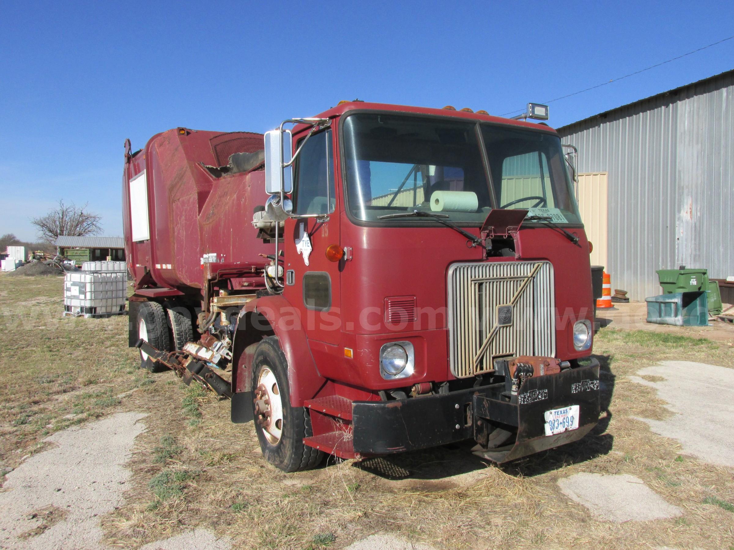 1998 Volvo Xpeditor WX