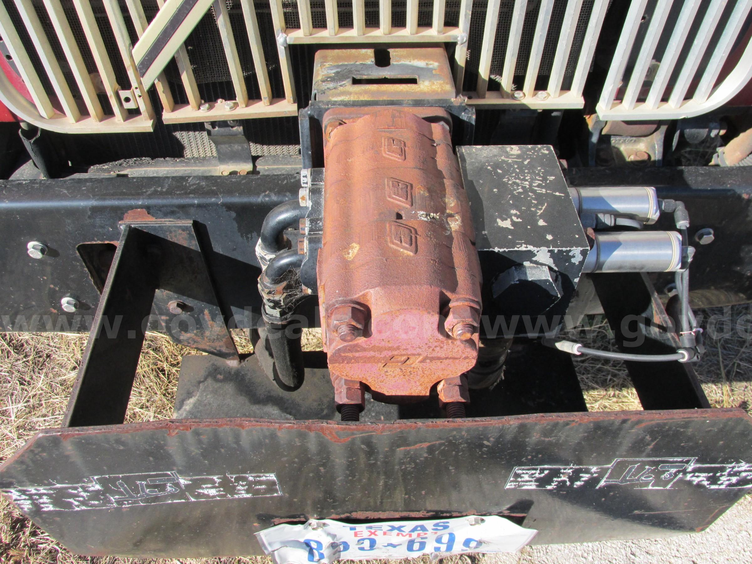 1998 Volvo Xpeditor WX Volvo Xpeditor WX Government Surplus Auction - Photo #2