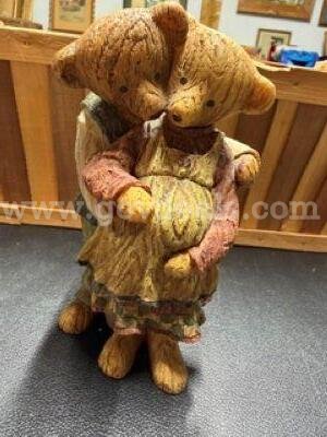 Vintage, Boyds Expecting Mother Bear Collectible