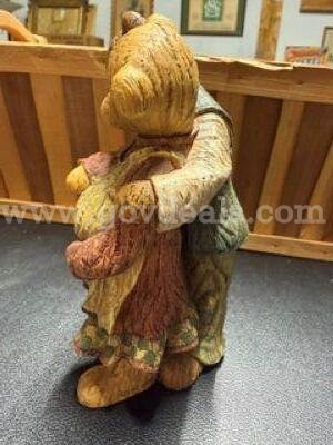 Vintage, Boyds Expecting Mother Bear Collectible   Government Surplus Auction - Photo #2