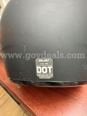 Hjc Motorcycle Helmet, Excellent Condition, Size M Hjc  Government Surplus Auction - Photo #4