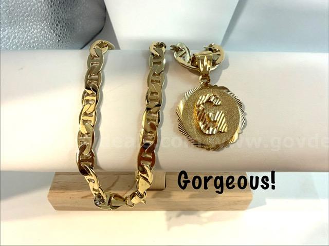 Gorgeous, 24kt Gold Filled, Gucci Style Chain 20 Inch, W/Initial "G" Medallion Pendant   Government Surplus Auction - Photo #2