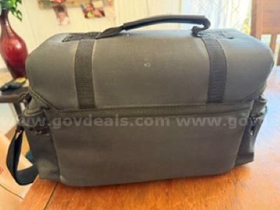Vintage, Ambico Soft Camera Bag, Good Condition Ambico  Government Surplus Auction - Photo #4