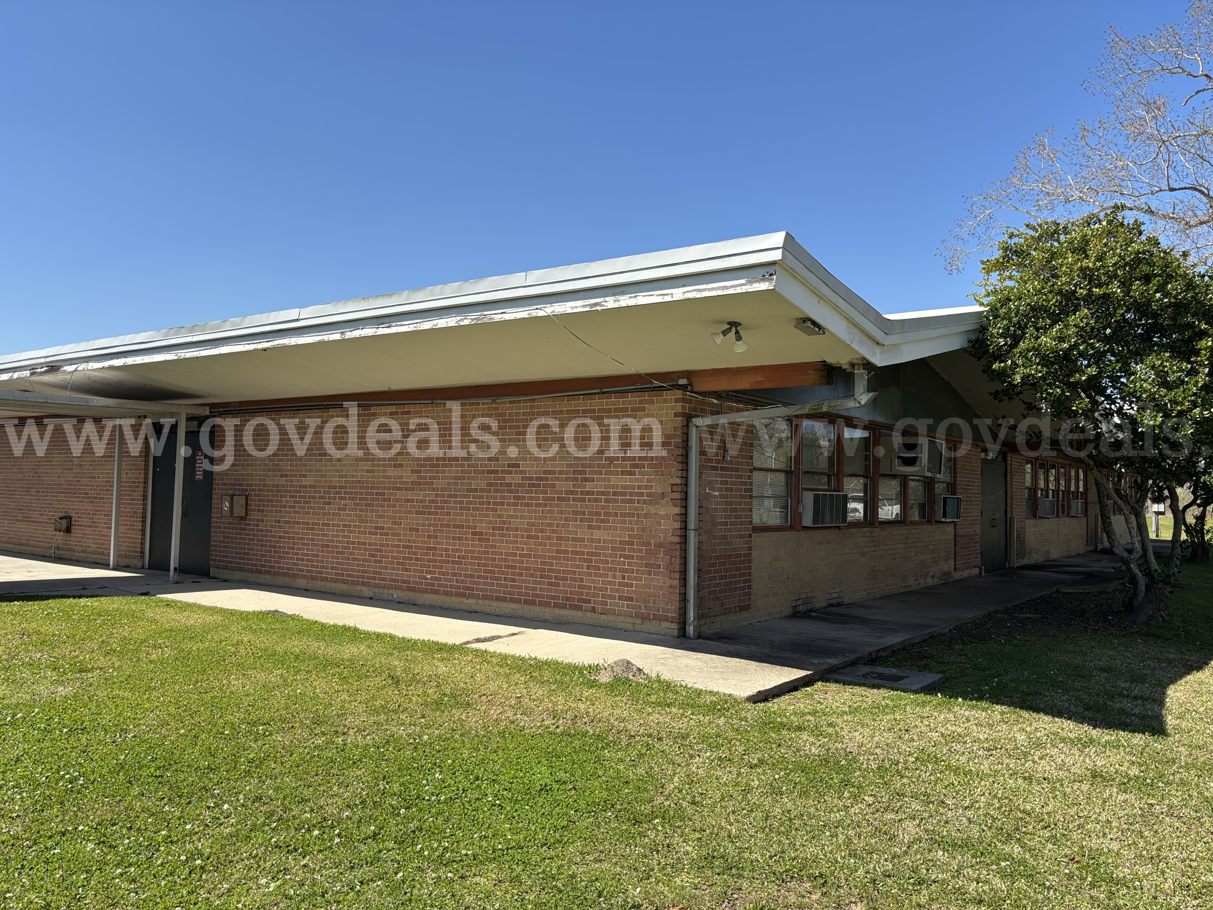 Milesville Special Education Office   Government Surplus Auction - Photo #6
