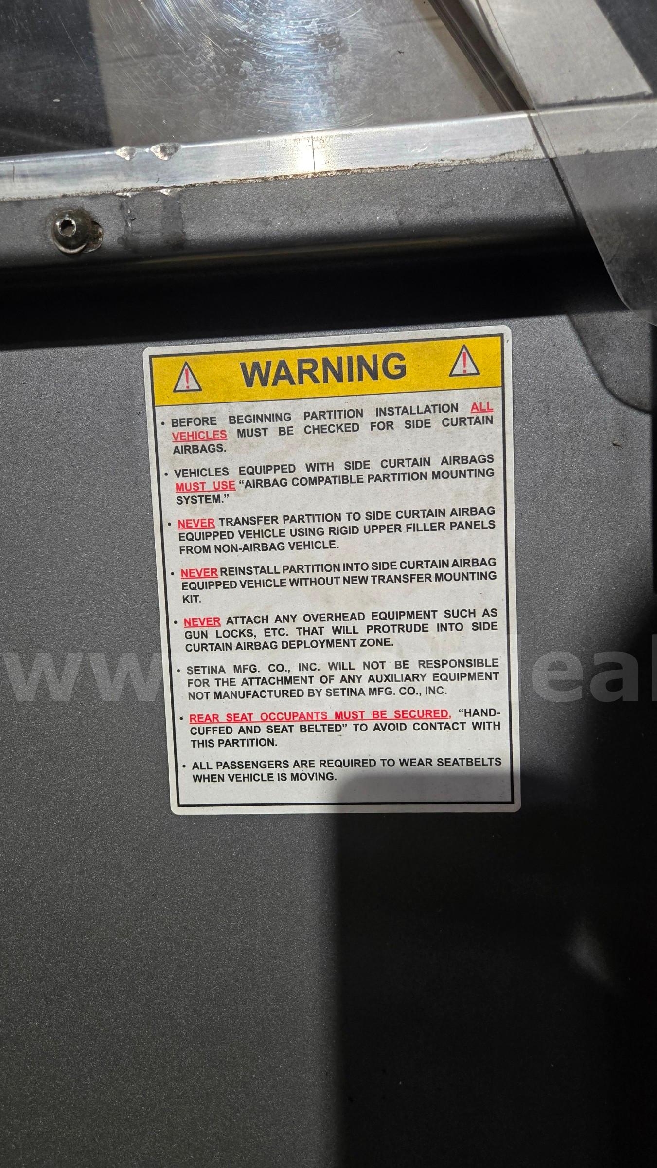 Setina Police Partition / Prisoner Divider – 2019 Ford Explorer Police Interceptor Utility Setina Explorer Government Surplus Auction - Photo #4