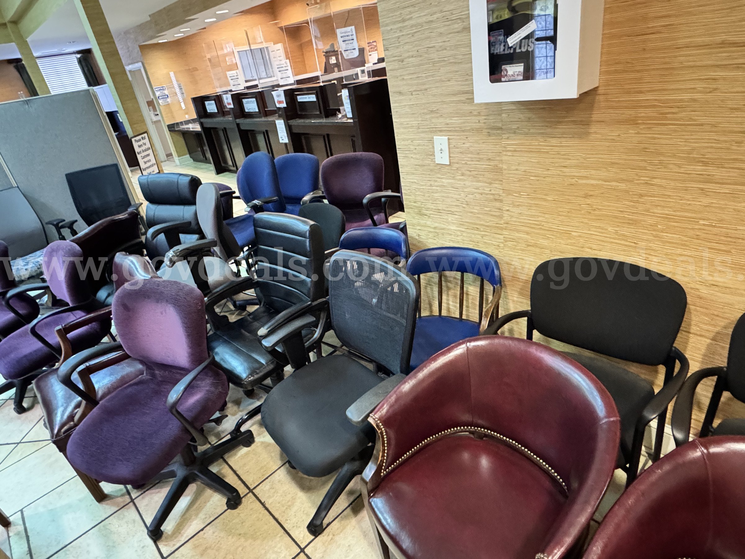 Lot of Used Office Chairs for Sale   Government Surplus Auction - Photo #3