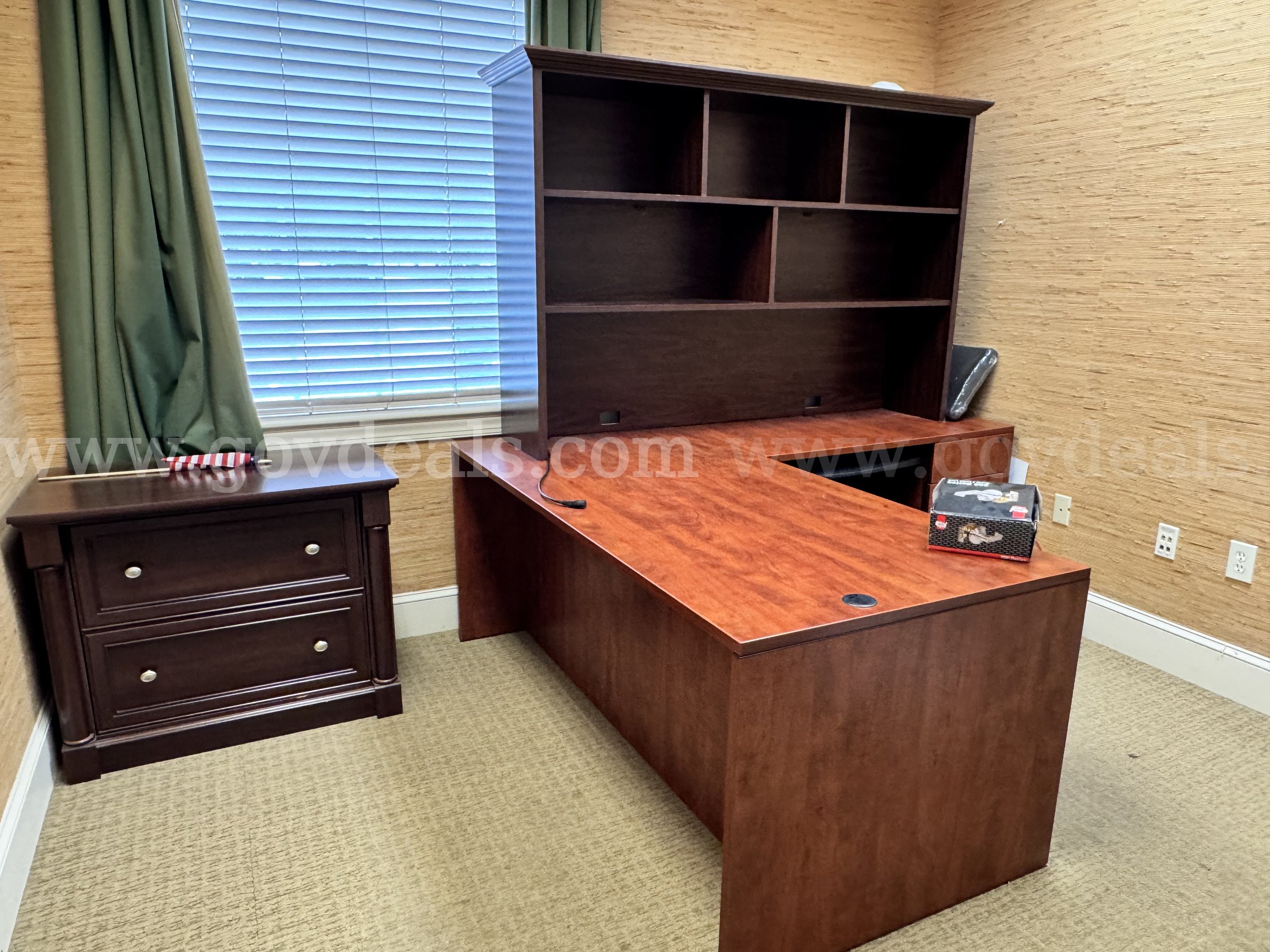 Used Office Furniture 2 Piece - Room 5   Government Surplus Auction - Primary Photo