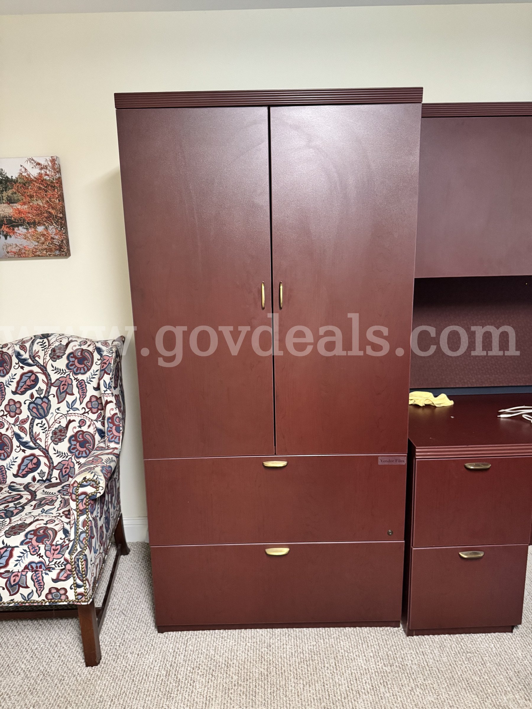 Used Office Drawers and Desk   Government Surplus Auction - Photo #3