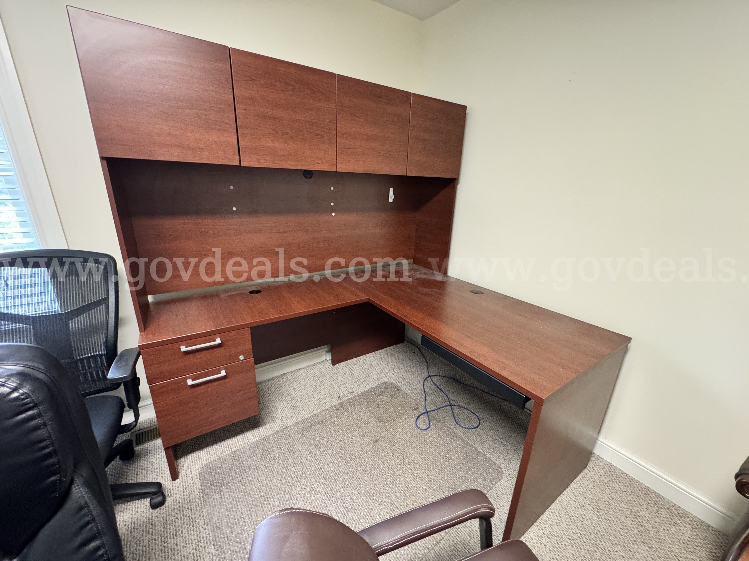 Used Office Furniture   Government Surplus Auction - Photo #2
