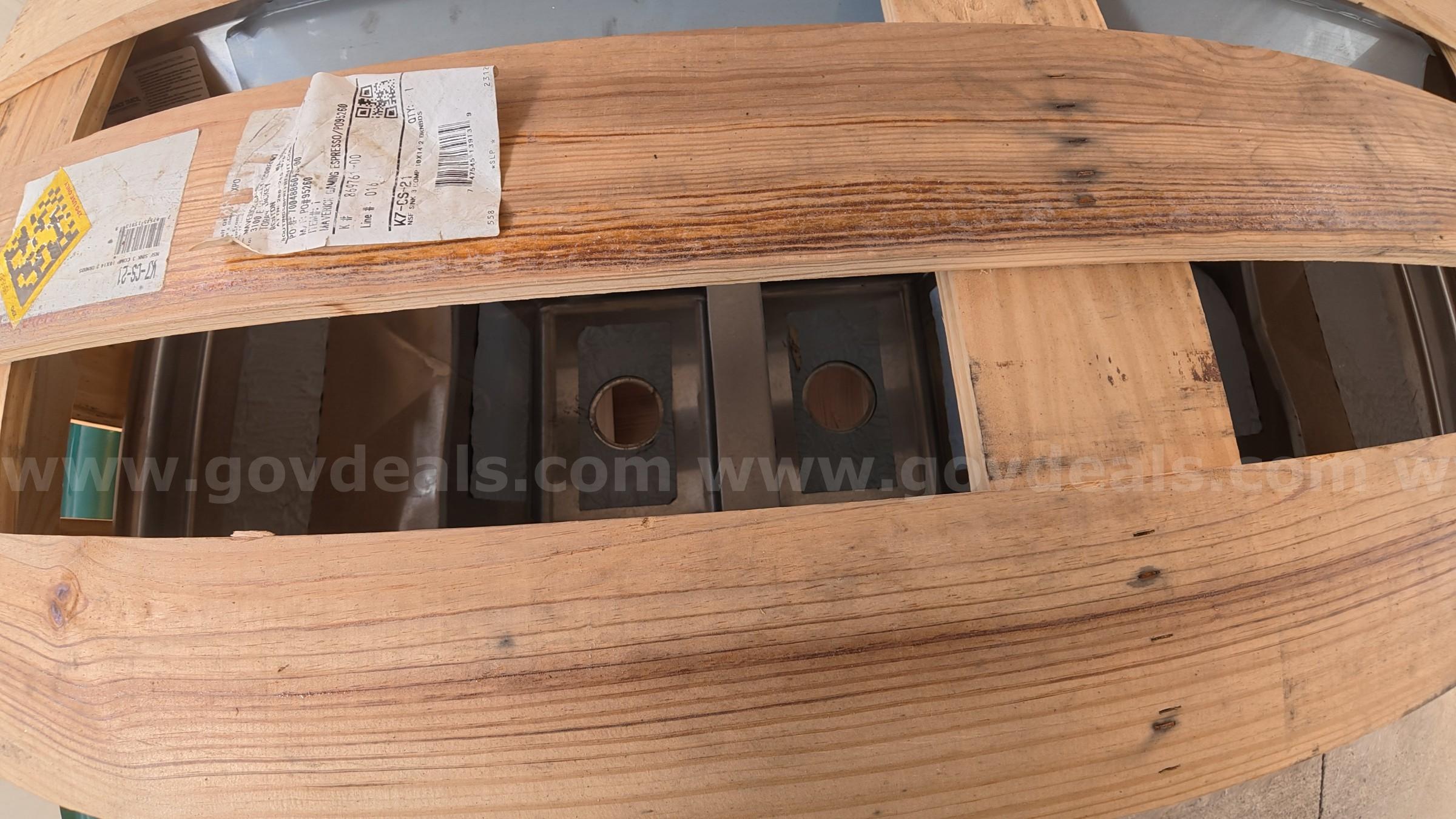 Stainless Steel 3-Basin Sink by Advance Tabco   Government Surplus Auction - Photo #3