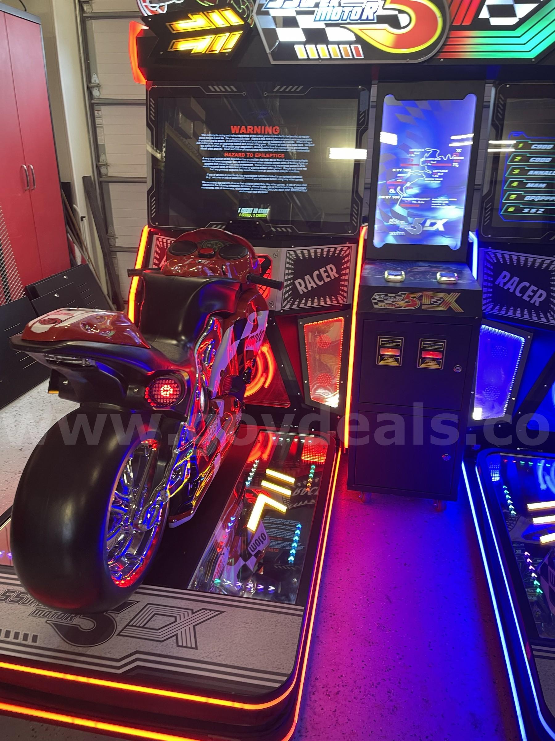 Super Motor 5 DX / Moto 5DX style dual‑motorcycle racing simulator Super Motor 5 DX  Government Surplus Auction - Photo #5