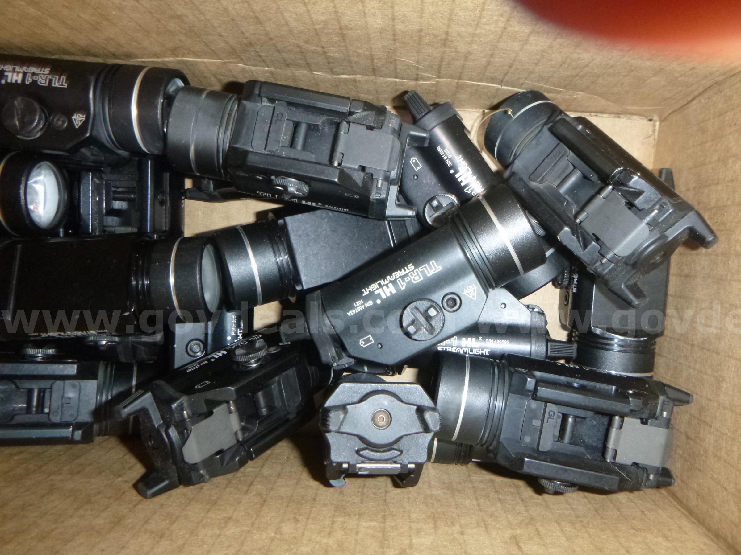 40 Streamlight TLR-1 HL PISTOL LIGHTS Case  Government Surplus Auction - Photo #2