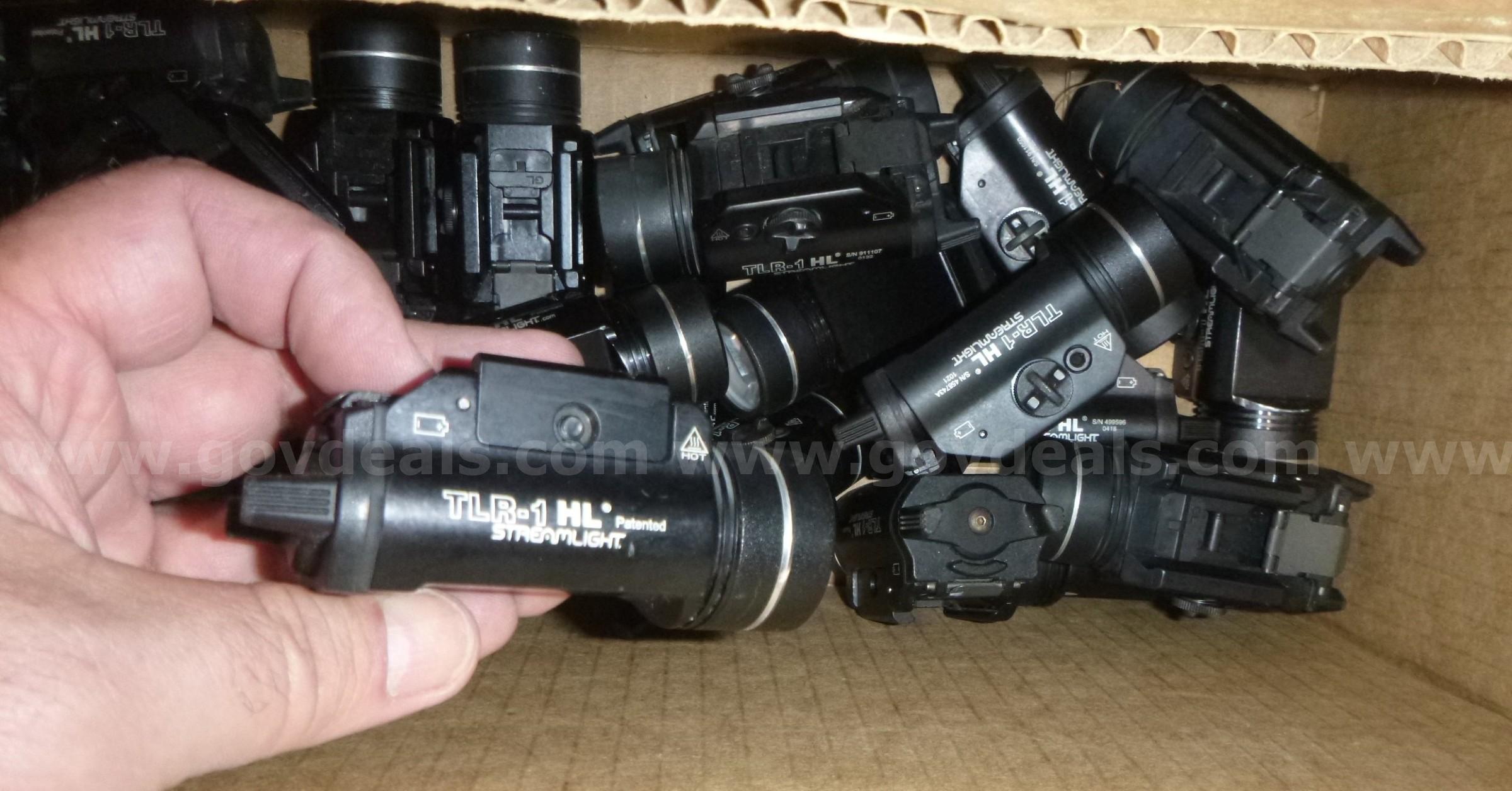 40 Streamlight TLR-1 HL PISTOL LIGHTS Case  Government Surplus Auction - Photo #6