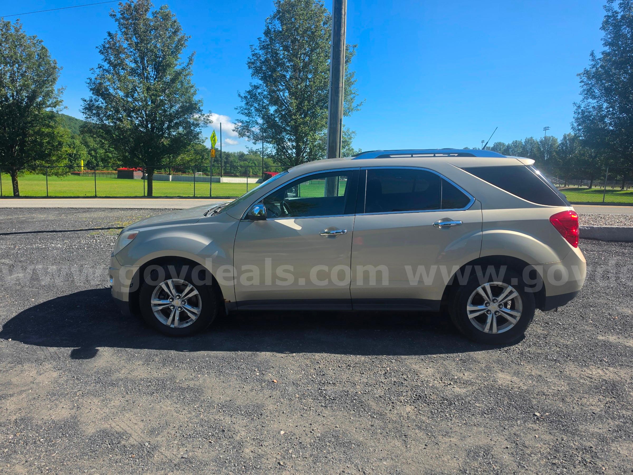2012 Chevrolet Equinox LTZ AWD SUV 4DR 2.4L L4 w 163k Miles Chevrolet 163k Government Surplus Auction - Photo #4