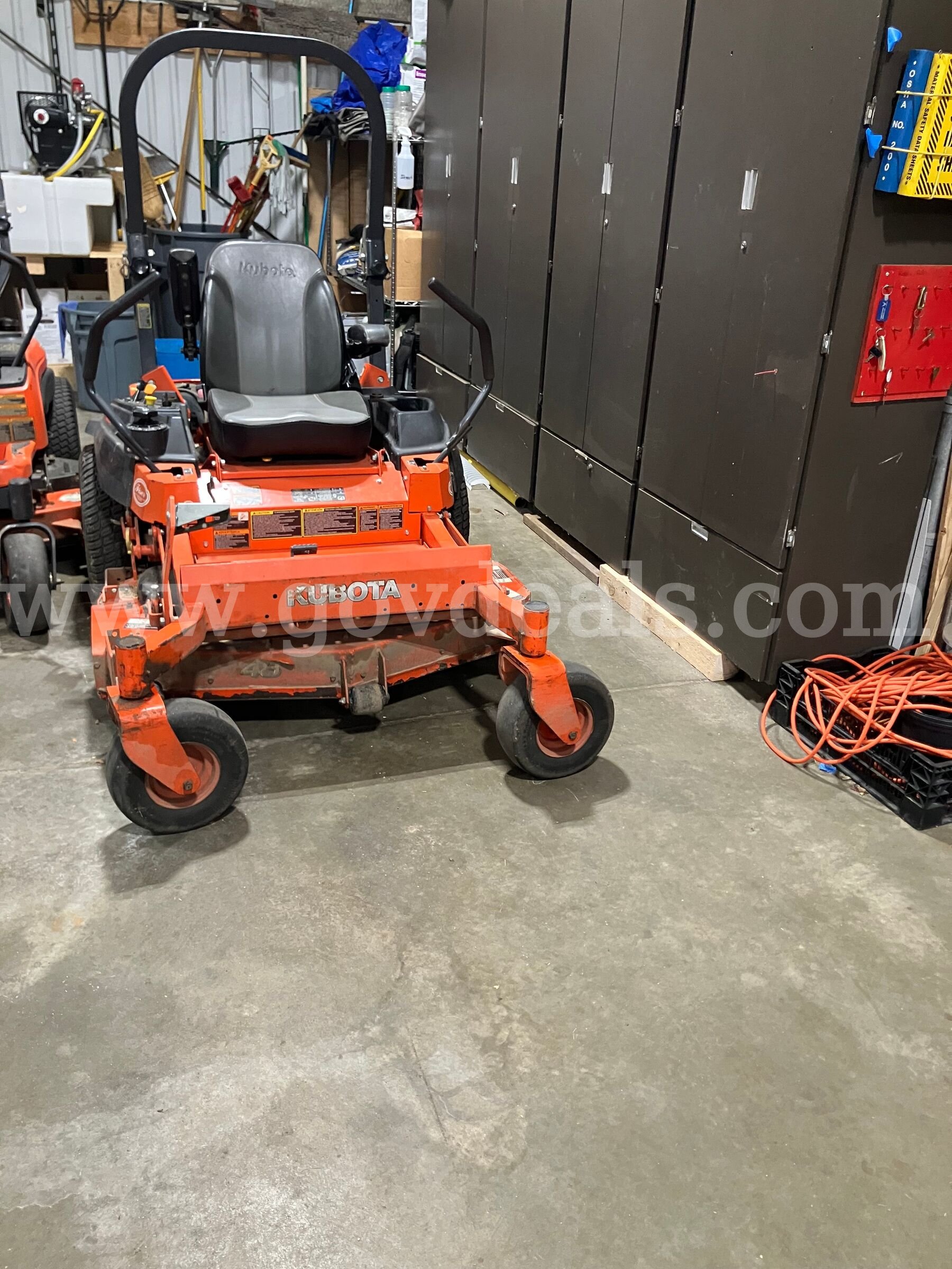 2014 Kubota Z723 zero-turn riding mower Kubota Z723 Government Surplus Auction - Photo #2