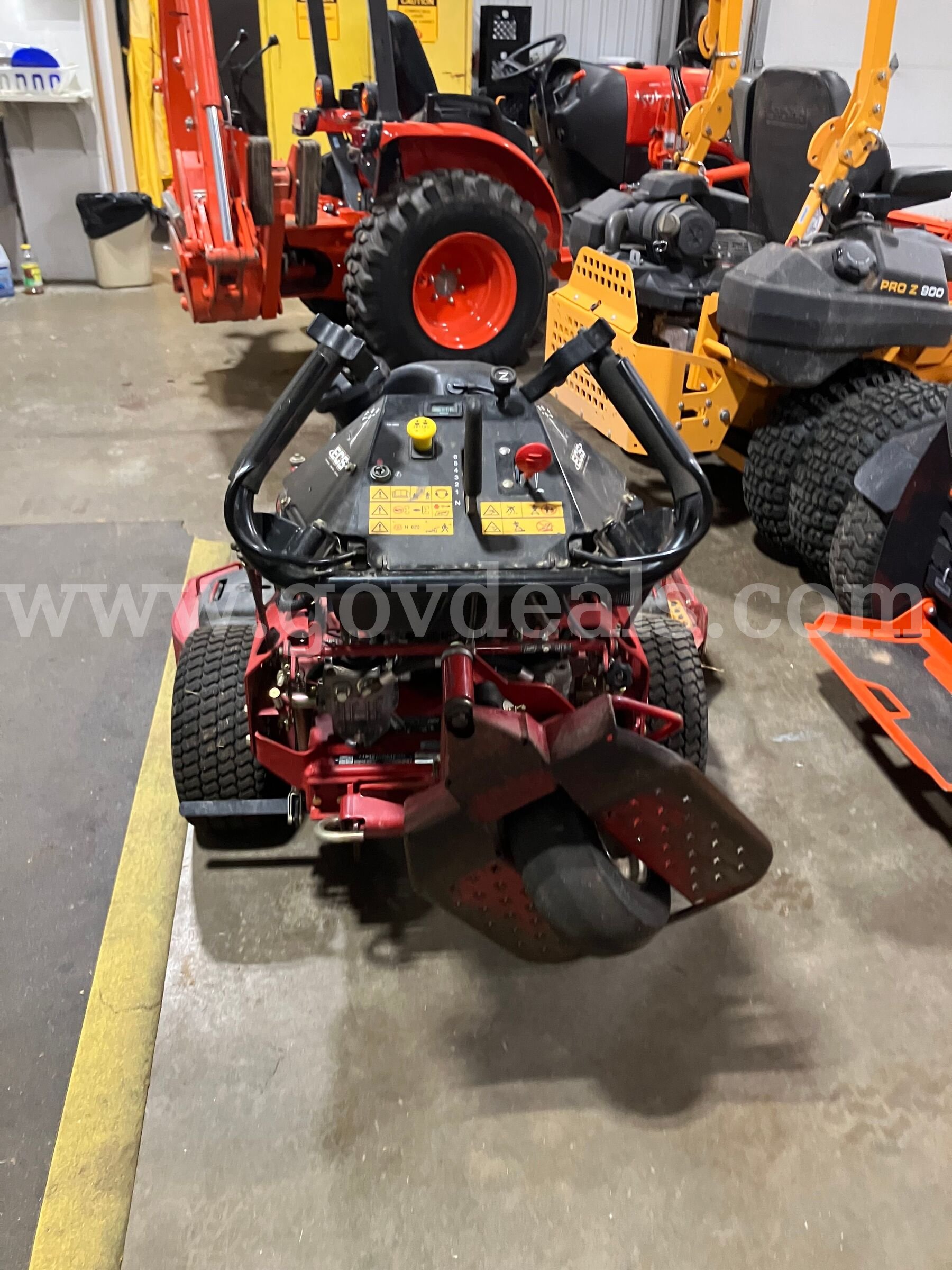 2018 Exmark Turf Tracer Commercial-Grade Hydrostatic Walk-Behind Mower Exmark Turf Tracer Government Surplus Auction - Photo #5