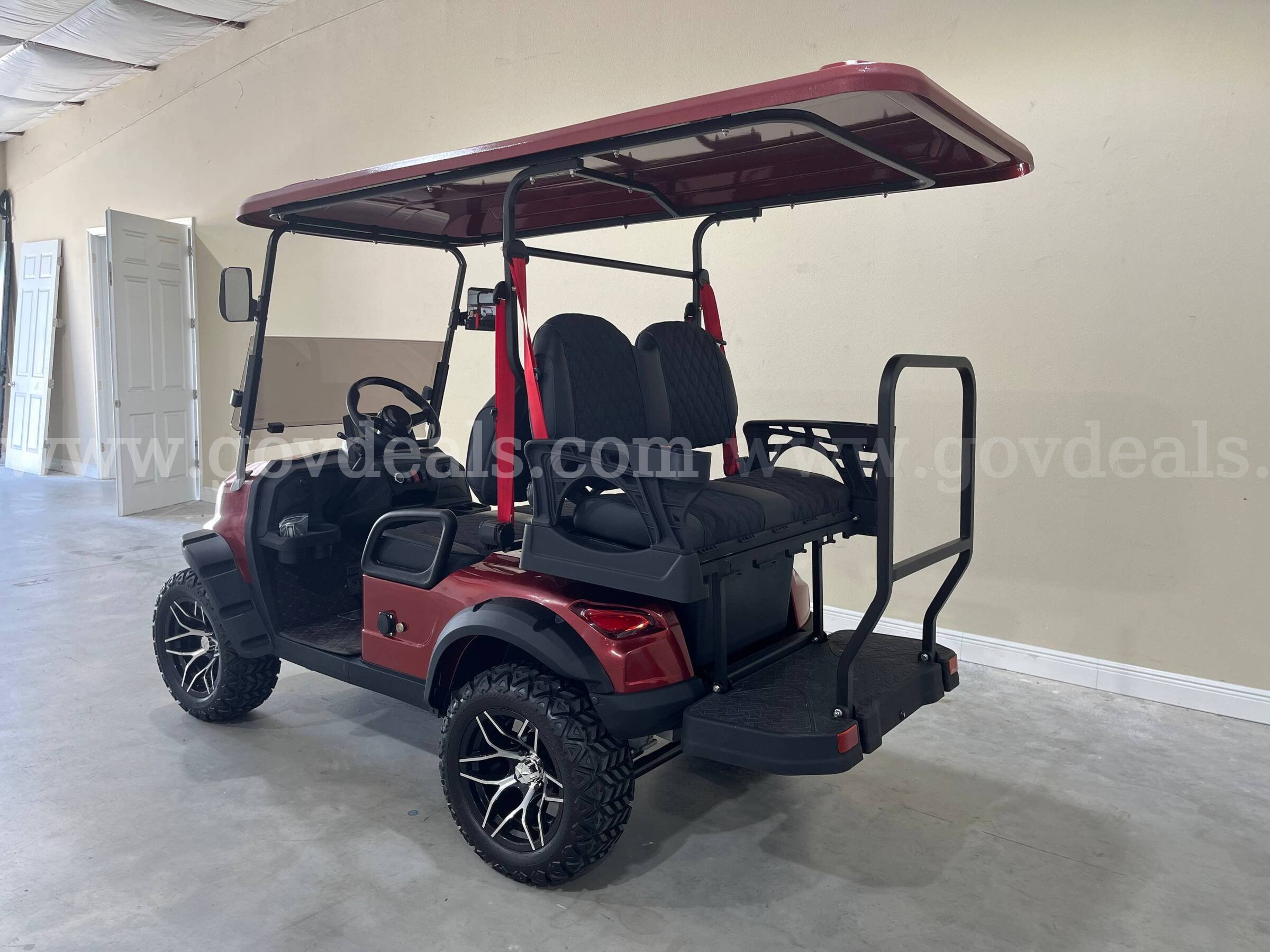 NEW KK 2+2 4-Passenger Electric Golf Cart, 0 Miles, 48V 150AH Lithium Battery KK 150AH Government Surplus Auction - Photo #3