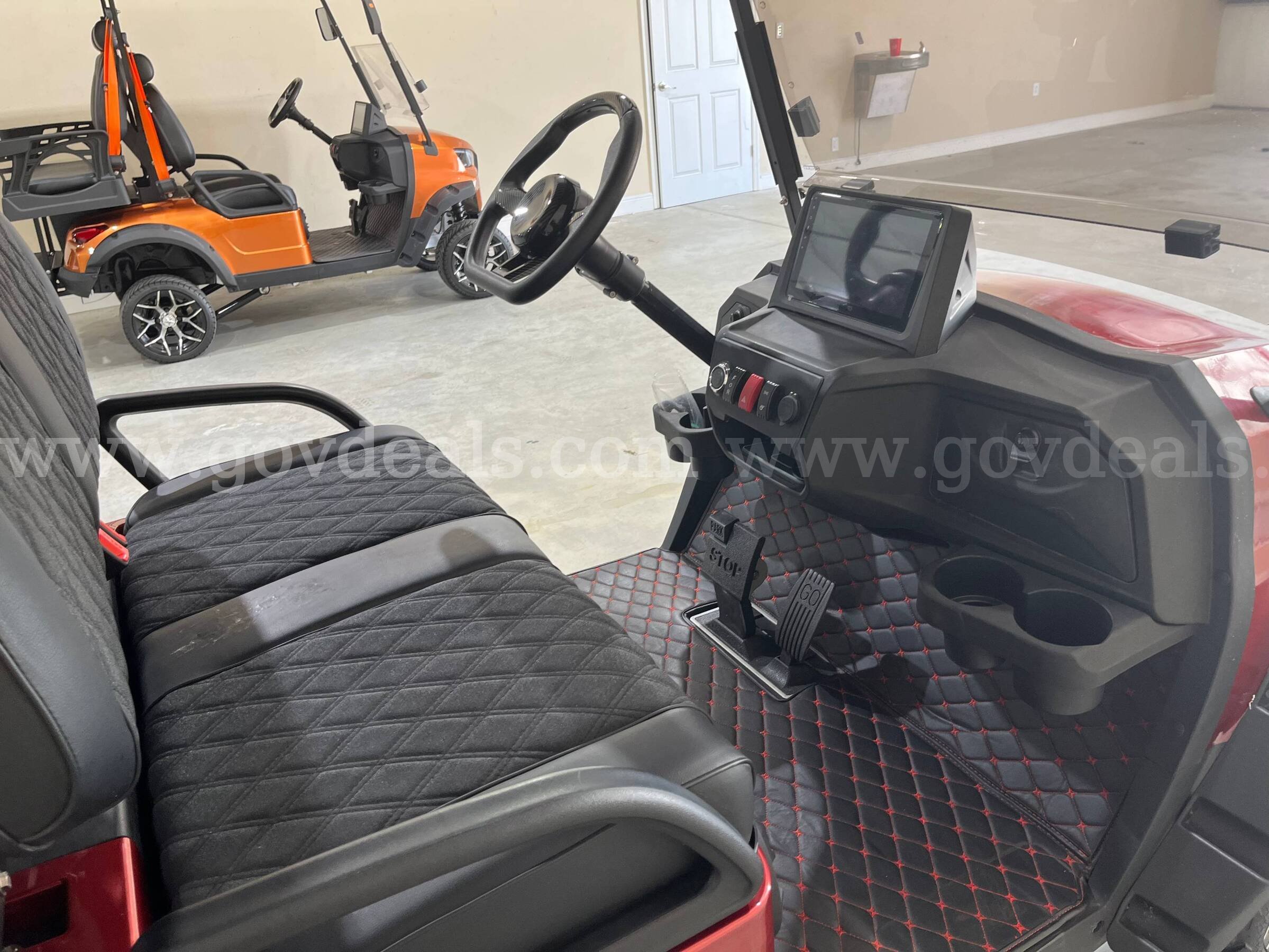 NEW KK 2+2 4-Passenger Electric Golf Cart, 0 Miles, 48V 150AH Lithium Battery KK 150AH Government Surplus Auction - Photo #6