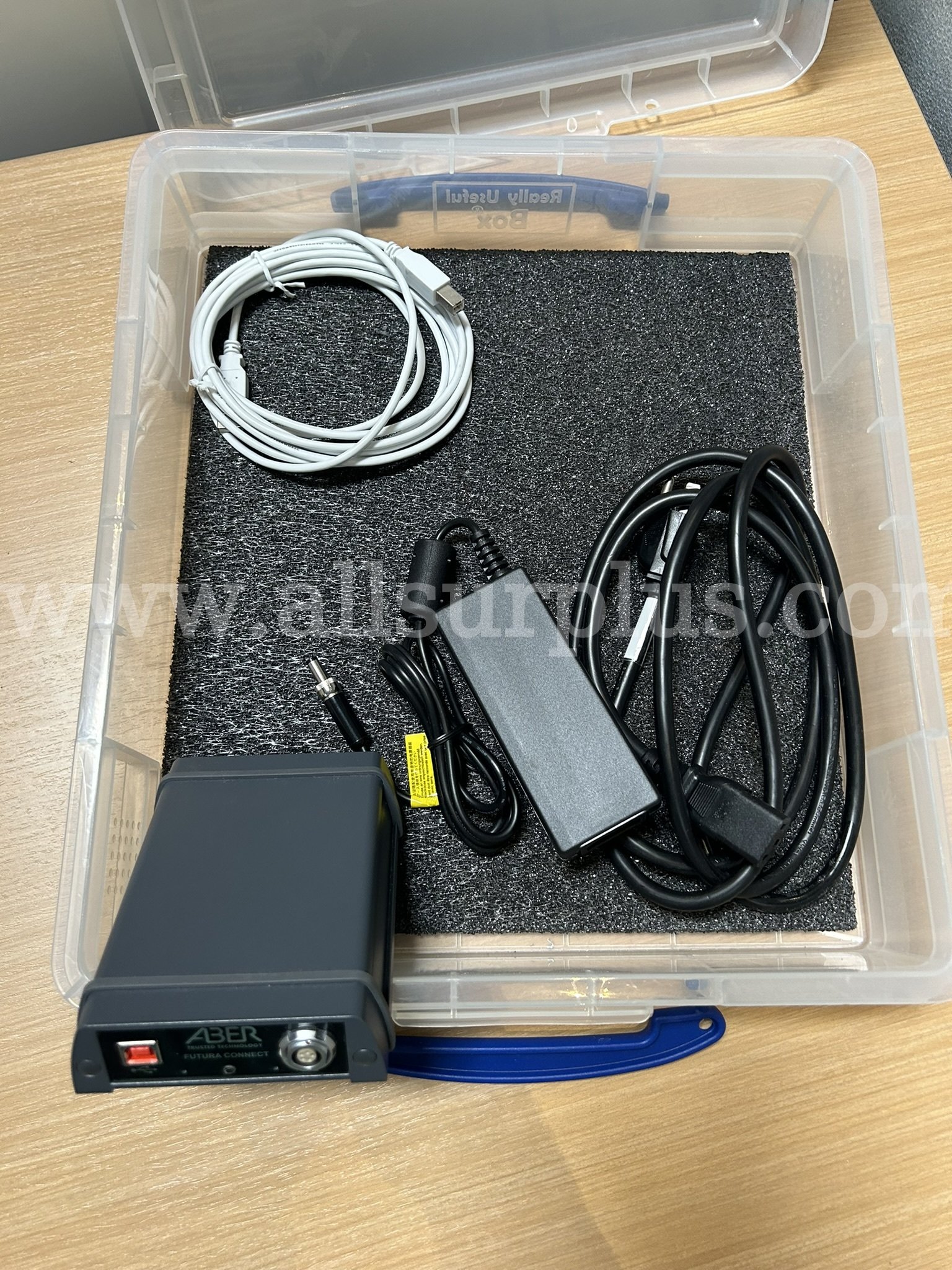 ABER Futura Connect Hub - 1 Way   Government Surplus Auction - Primary Photo