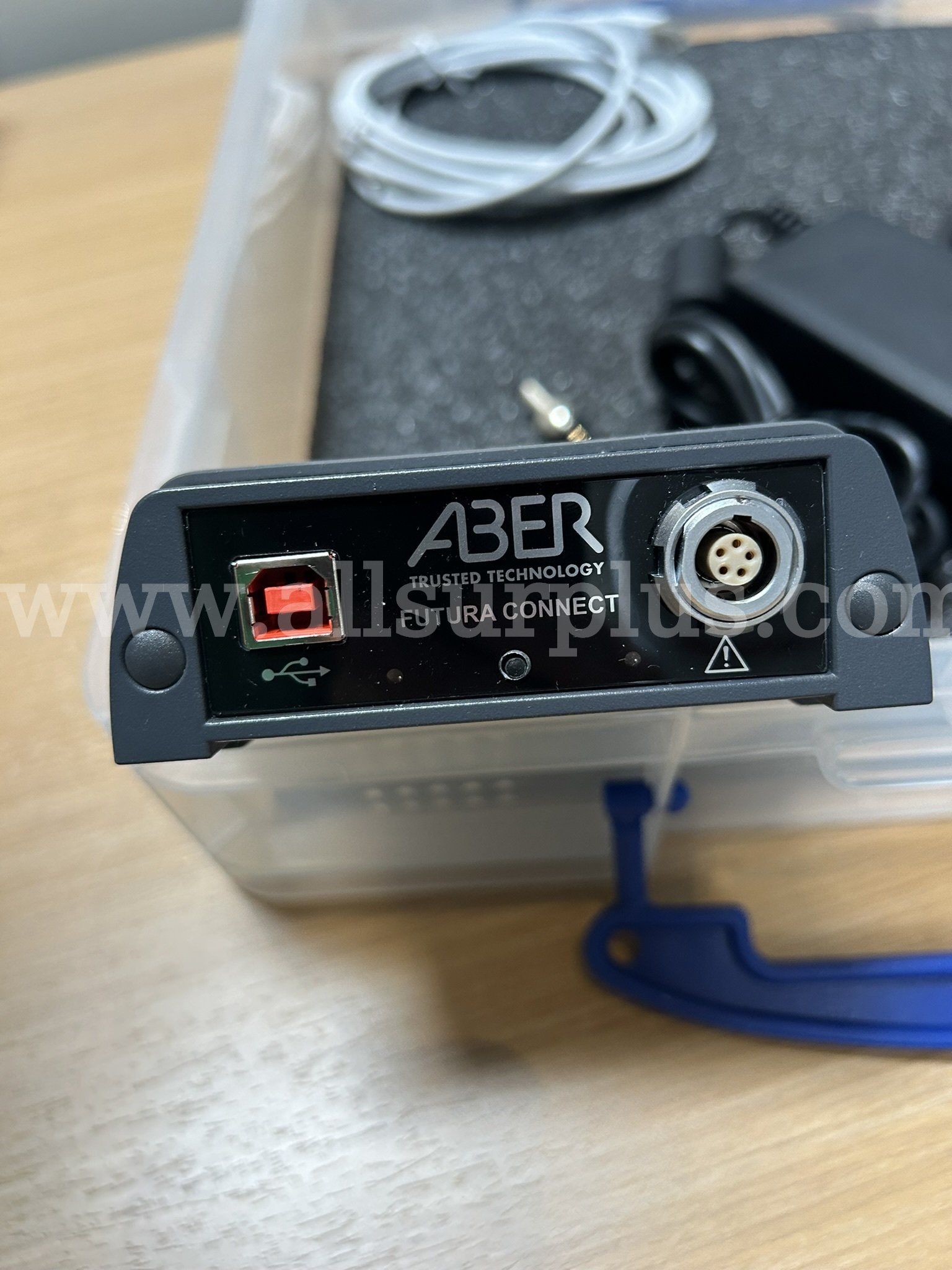 ABER Futura Connect Hub - 1 Way   Government Surplus Auction - Photo #2