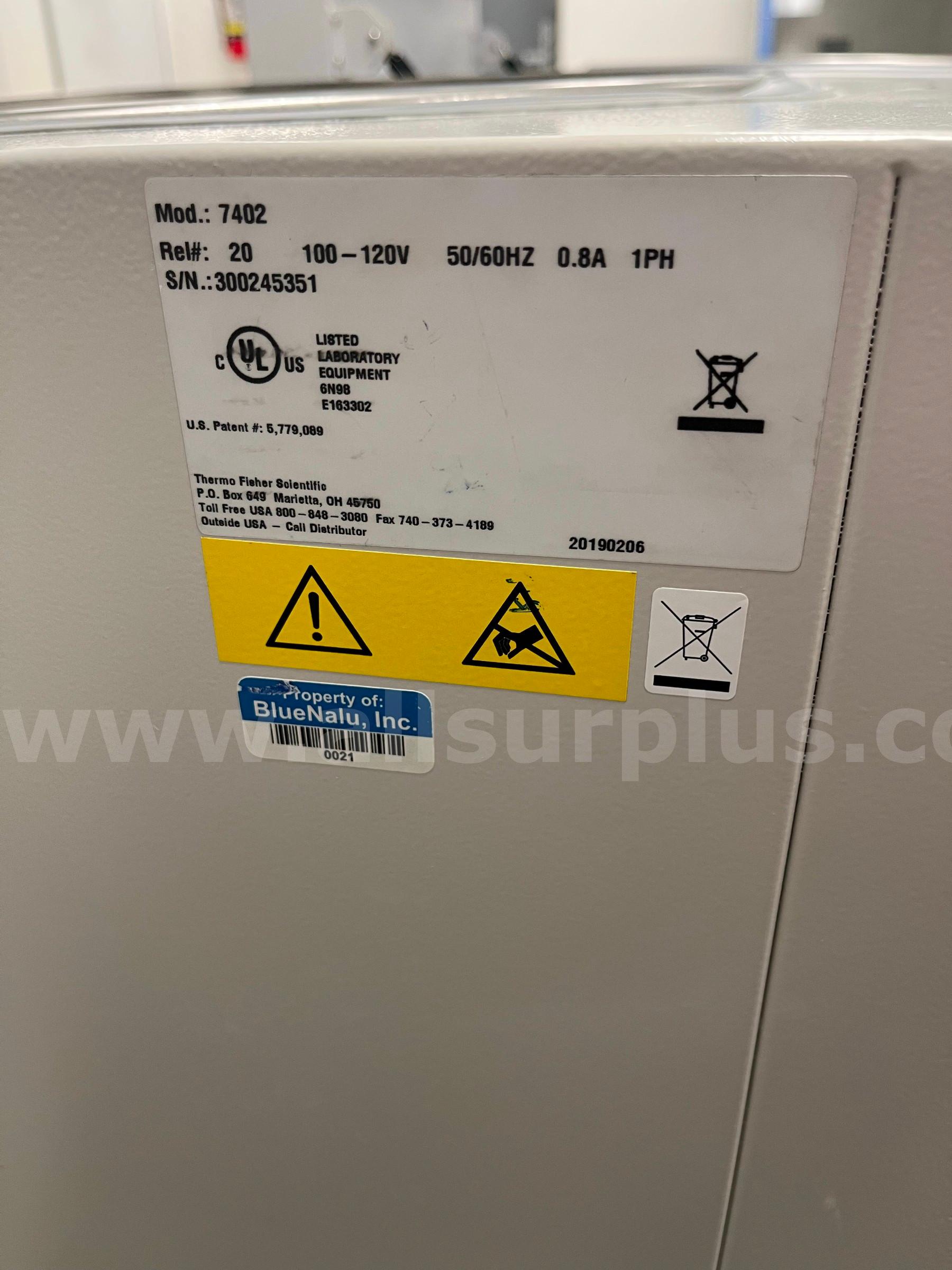 Thermo Scientific 7402 Cryogenic Freezer, 200L *No Reserve* Thermo Scientific 7402 Government Surplus Auction - Photo #2