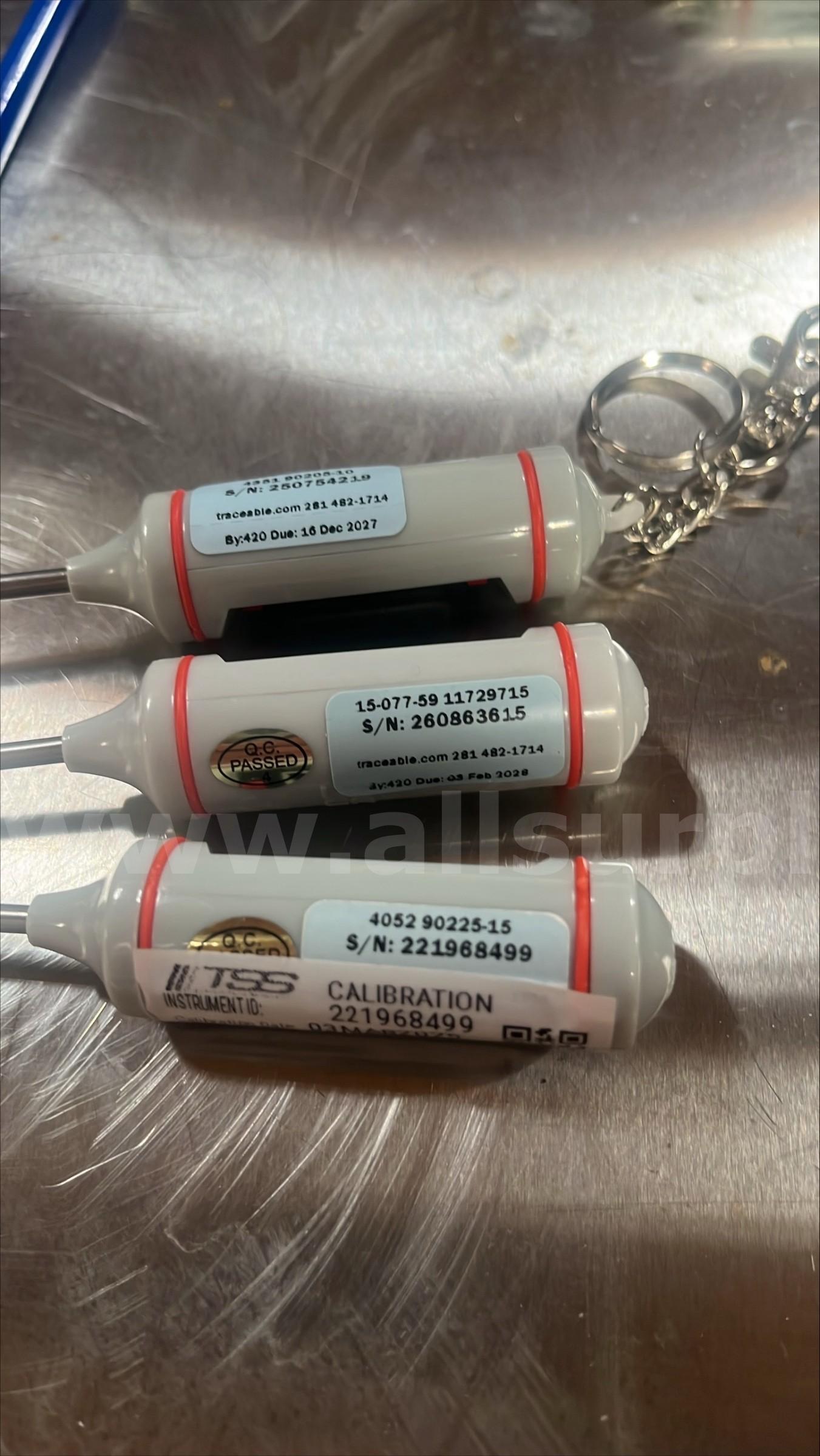 Traceable Thermometers, 3 sizes, 10 each; 1 infrared Thermometer FISHER/Traceable See Description Government Surplus Auction - Photo #2