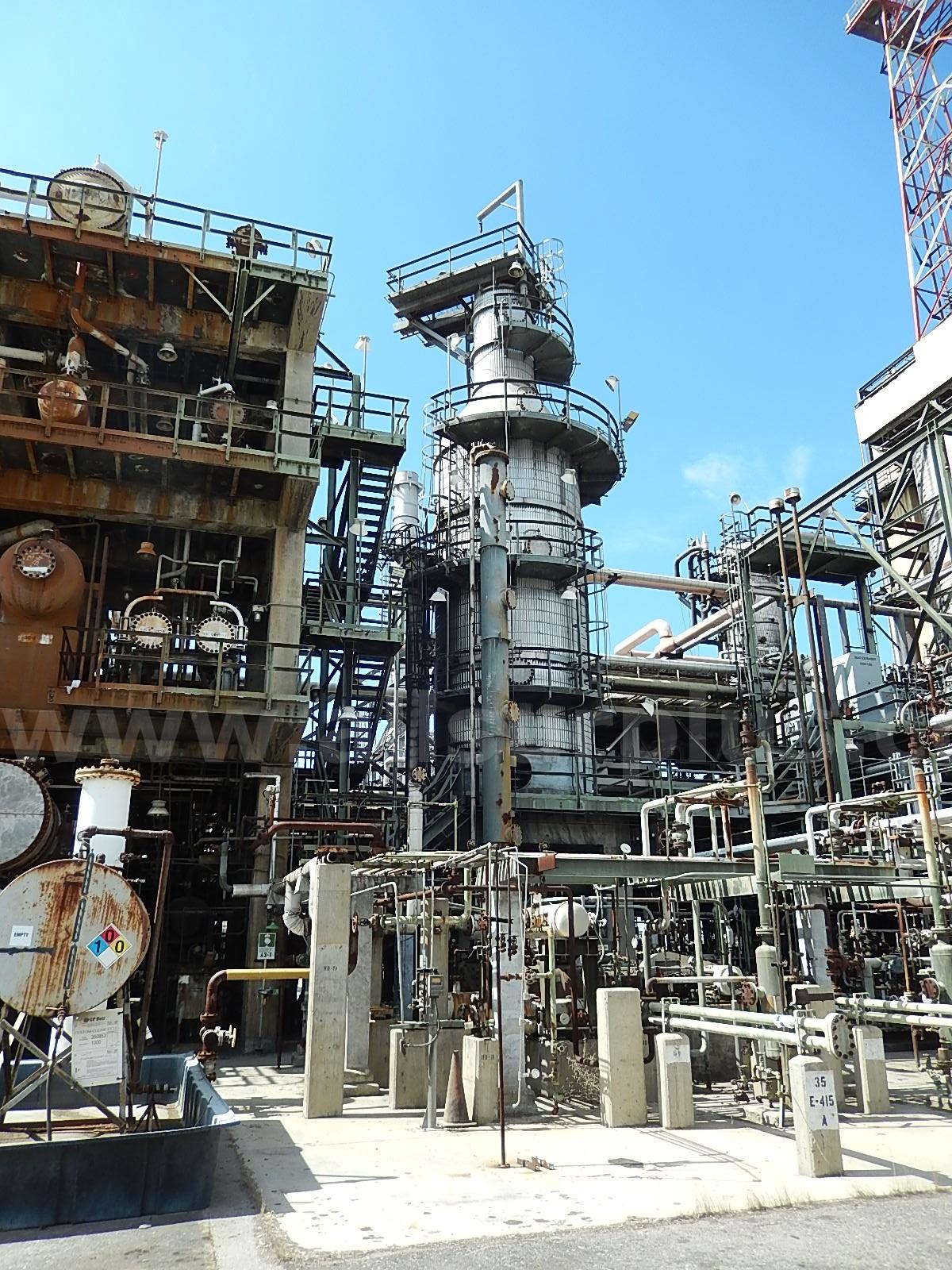 Coker Unit, 23,000bpd, (3) Drums, Fractionator, (2) Heaters, Coke Cutting Pumps  000bpd Government Surplus Auction - Photo #2