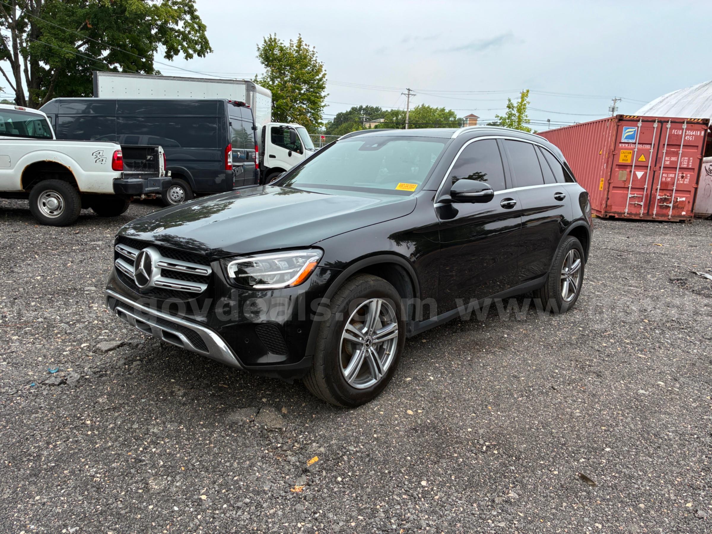 2022 Mercedes-Benz GLC-300 Mercedes-Benz 300 Government Surplus Auction - Photo #2