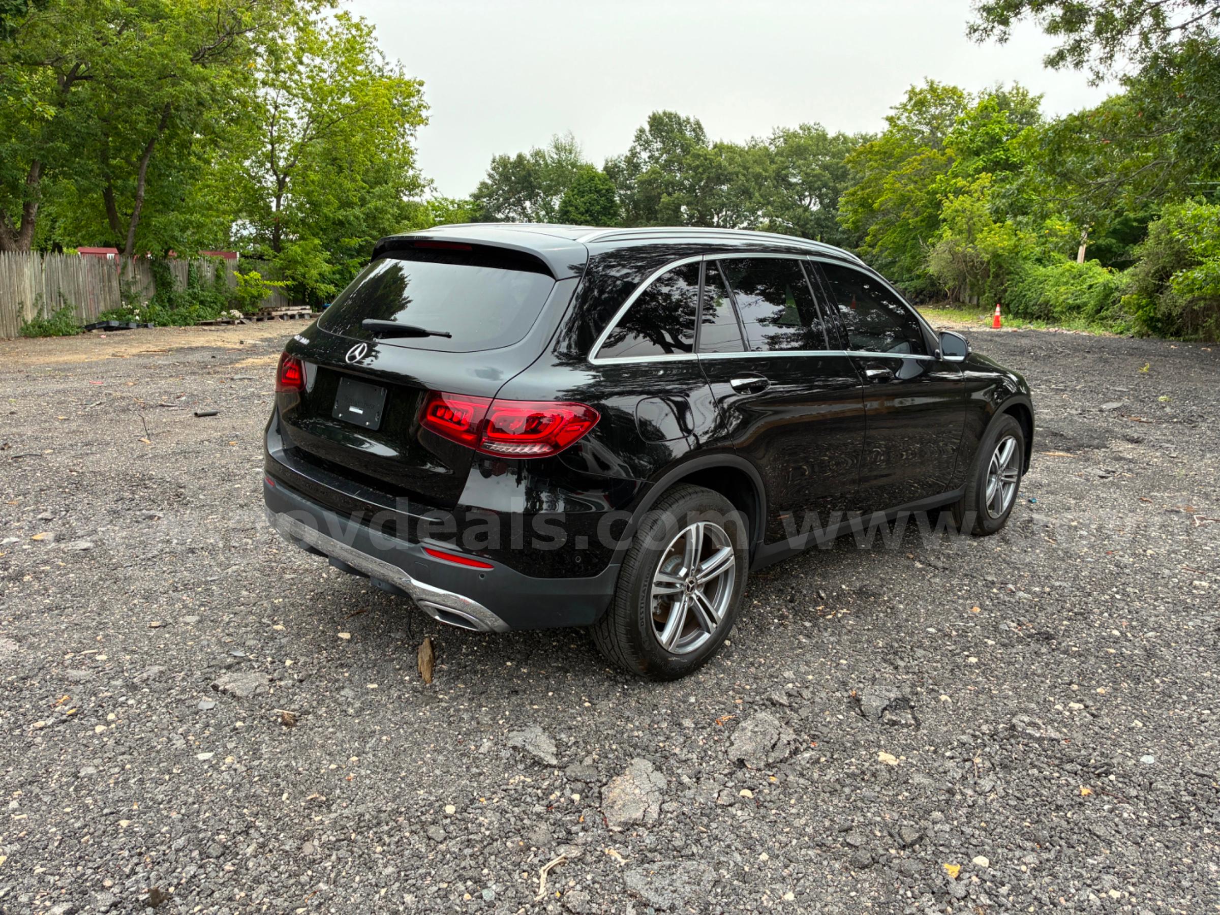 2022 Mercedes-Benz GLC-300 Mercedes-Benz 300 Government Surplus Auction - Photo #3