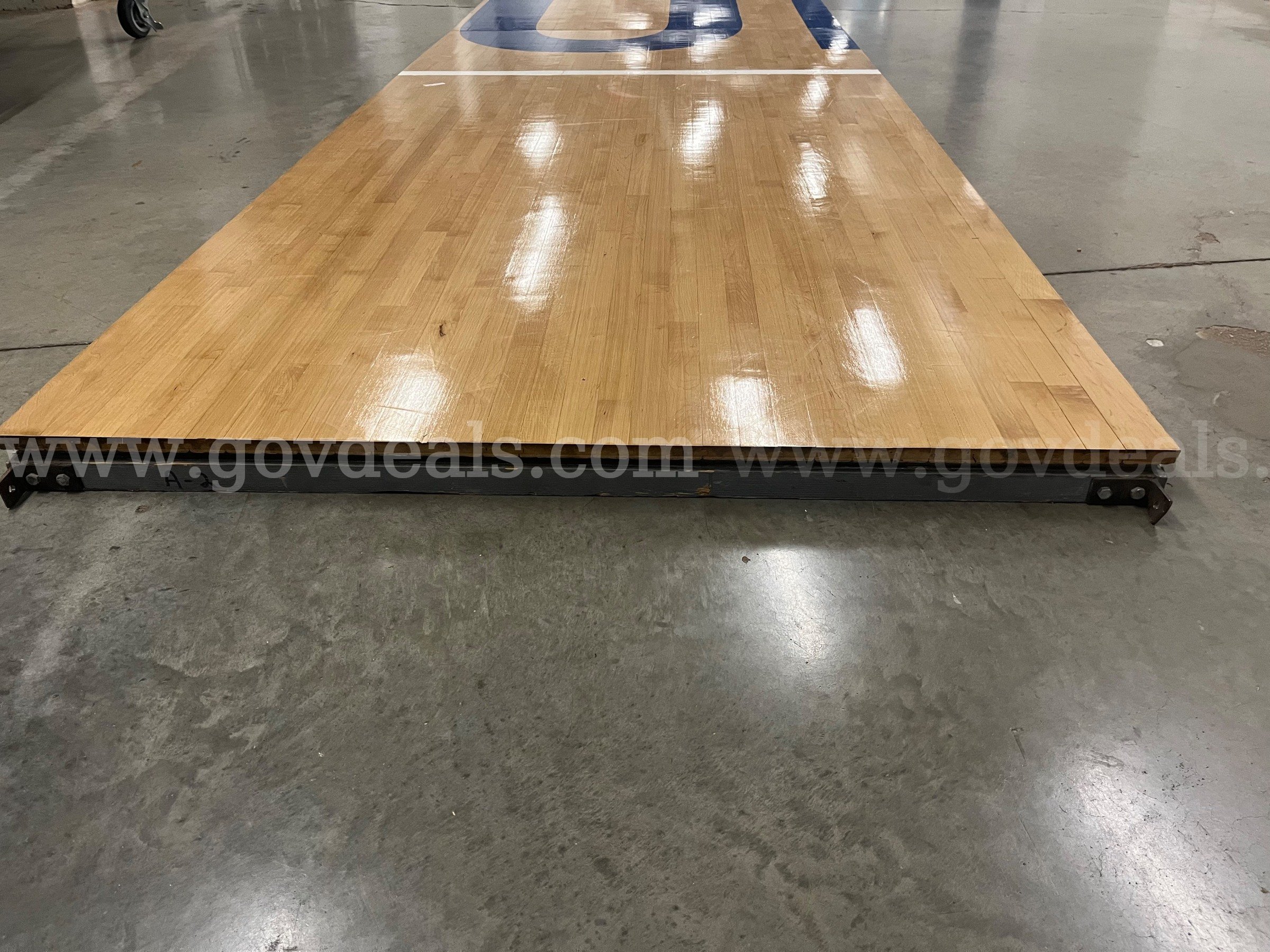 Basketball Court   Government Surplus Auction - Primary Photo