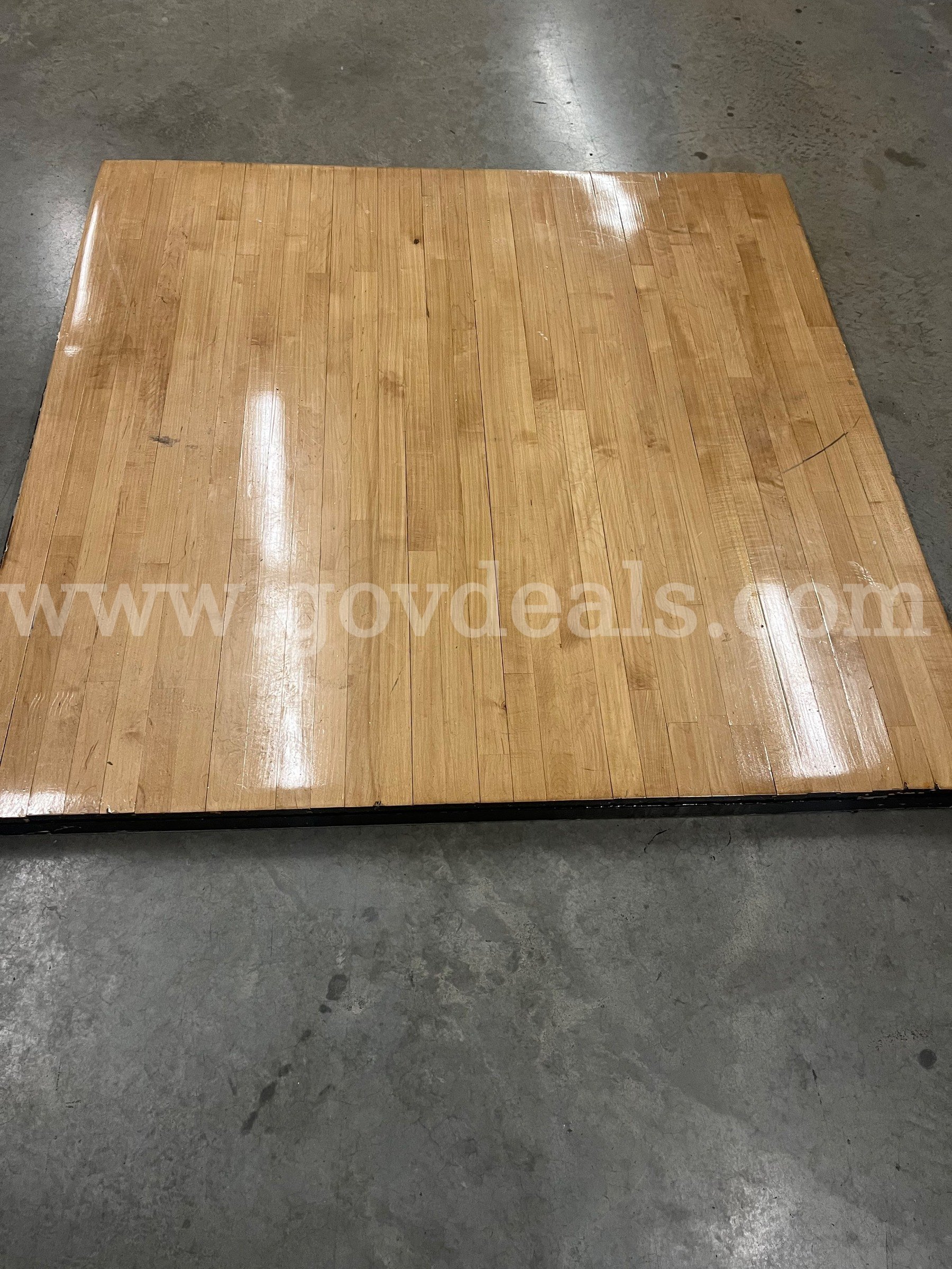 Basketball Court   Government Surplus Auction - Photo #4
