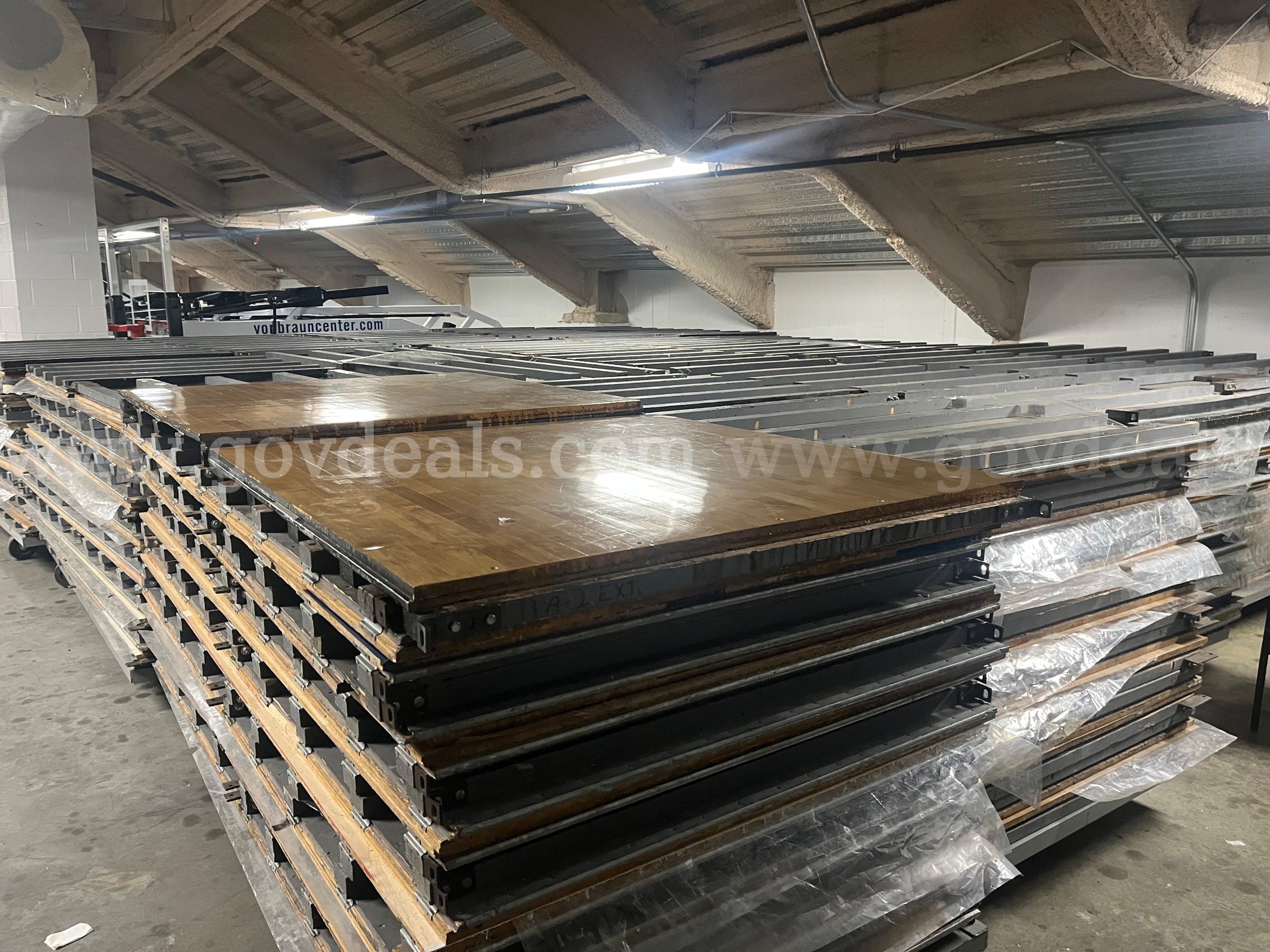 Basketball Court   Government Surplus Auction - Photo #6