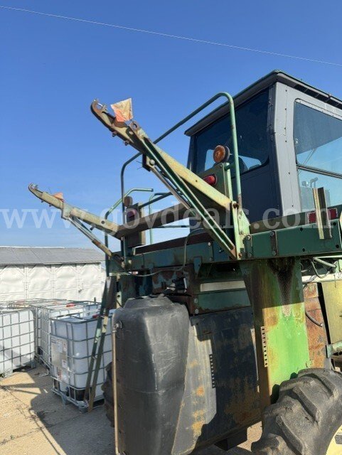 John Deere 6000 High Boy Sprayer John Deere 6000 Government Surplus Auction - Photo #6